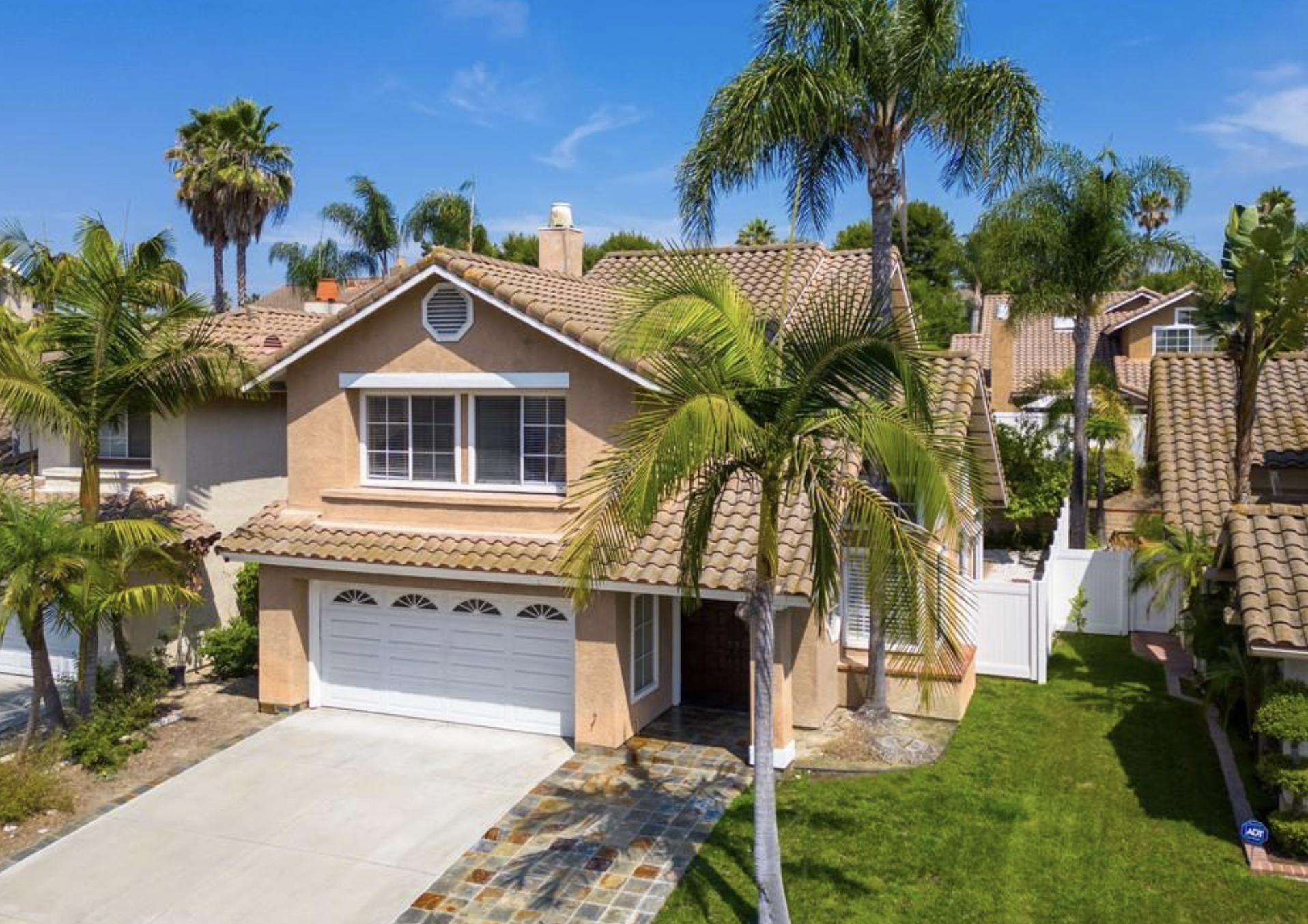 26292 Carmel Street Laguna Hills, CA 92656