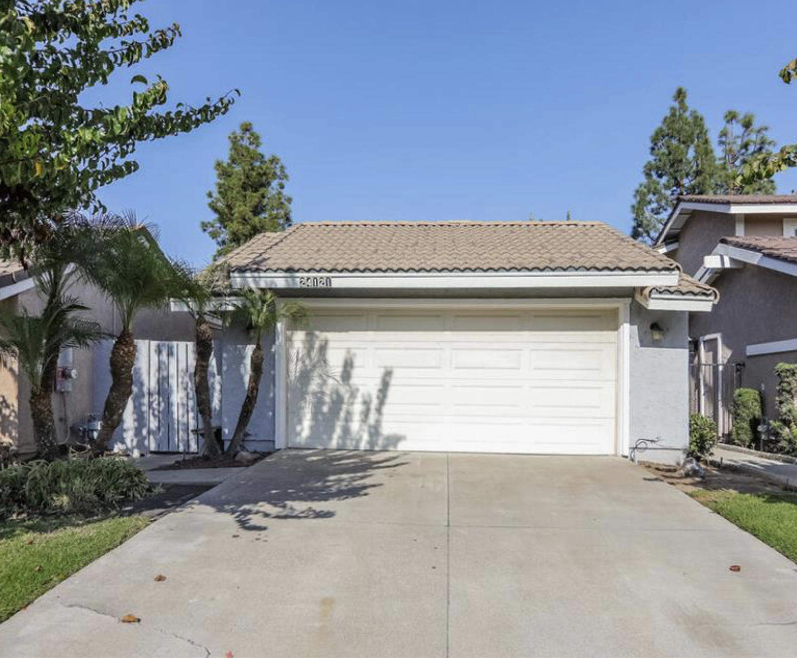 24121 Jeronimo Lane Lake Forest, CA 92630