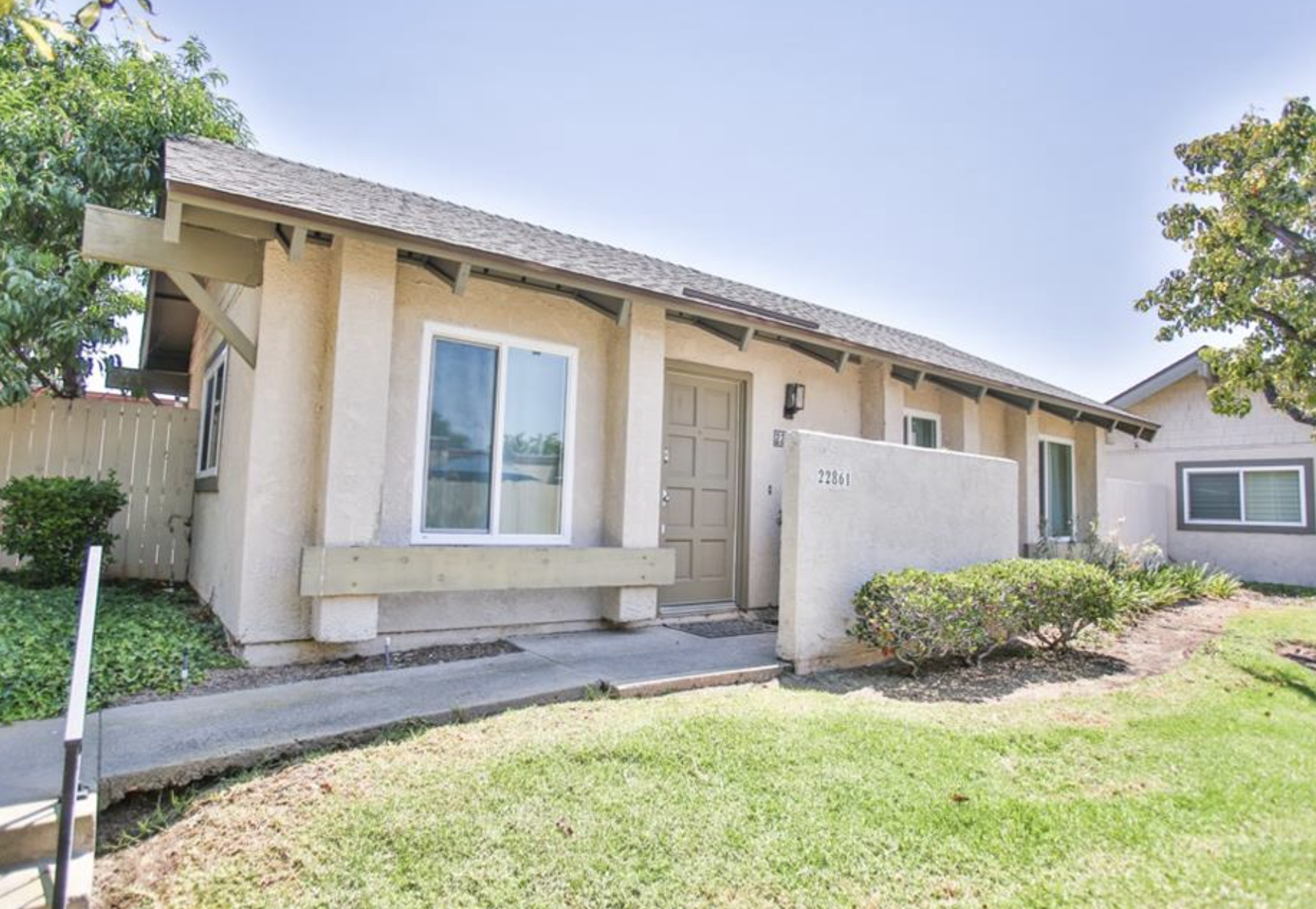 22861 Caminito Manresa #19 Laguna Hills, CA 92653
