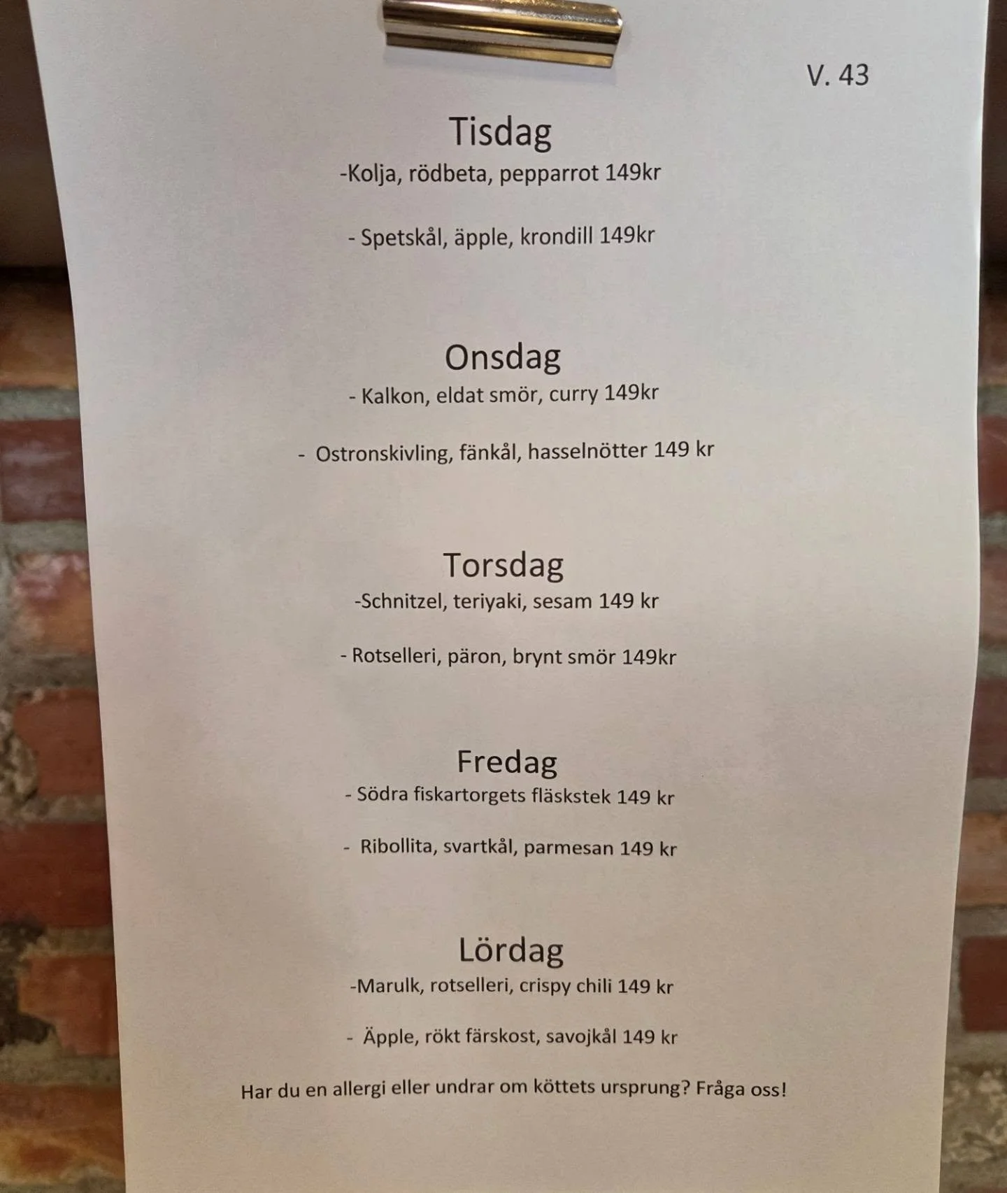 Tjabba tjena g&auml;nget! 
Nu har vi snickrat ihop veckans meny och h&auml;r kommer den🥳
Ha det fint s&aring;l&auml;nge s&aring; ses vi i veckan! Vi l&auml;ngtar redan😀