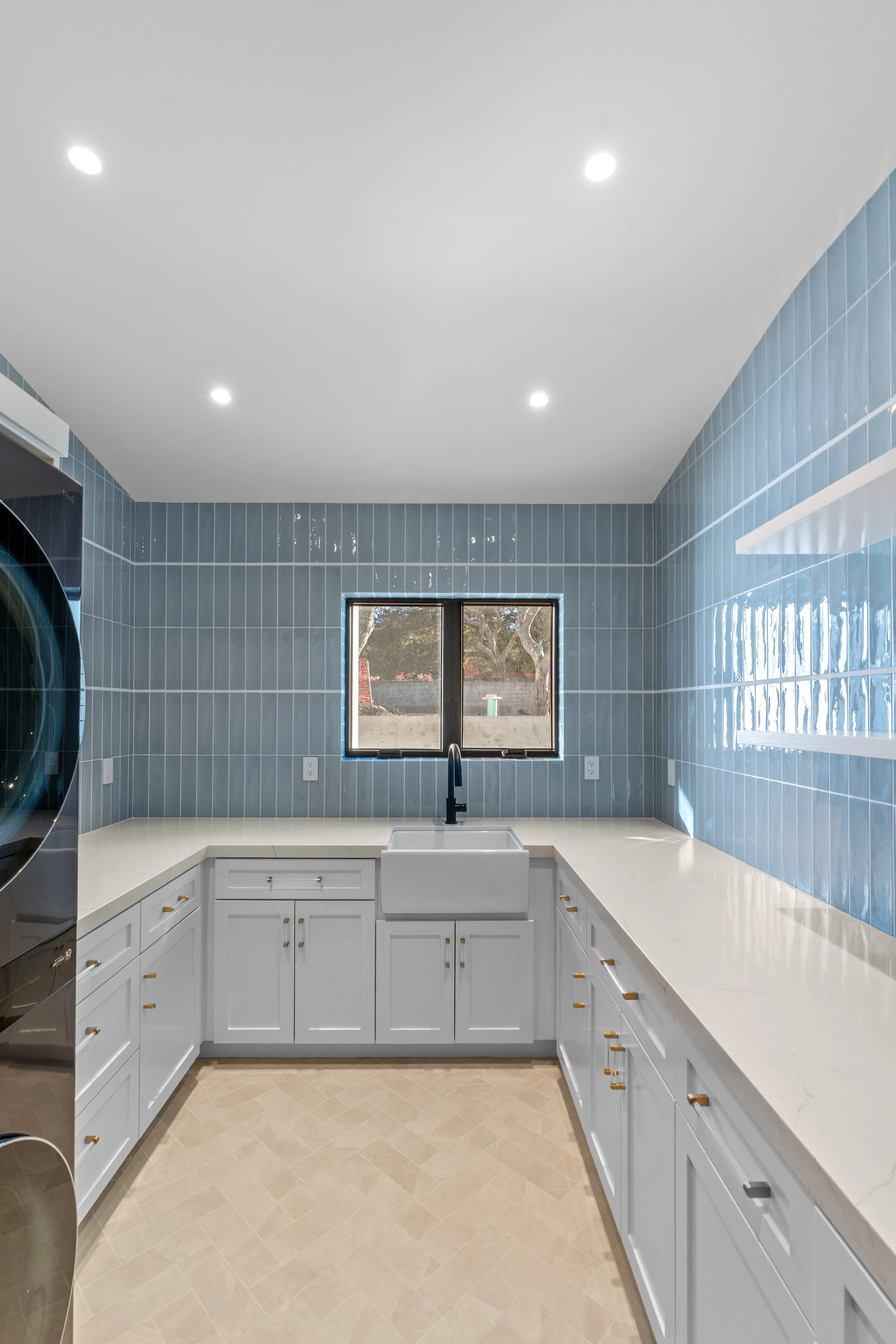 Laundry Room Makeover
