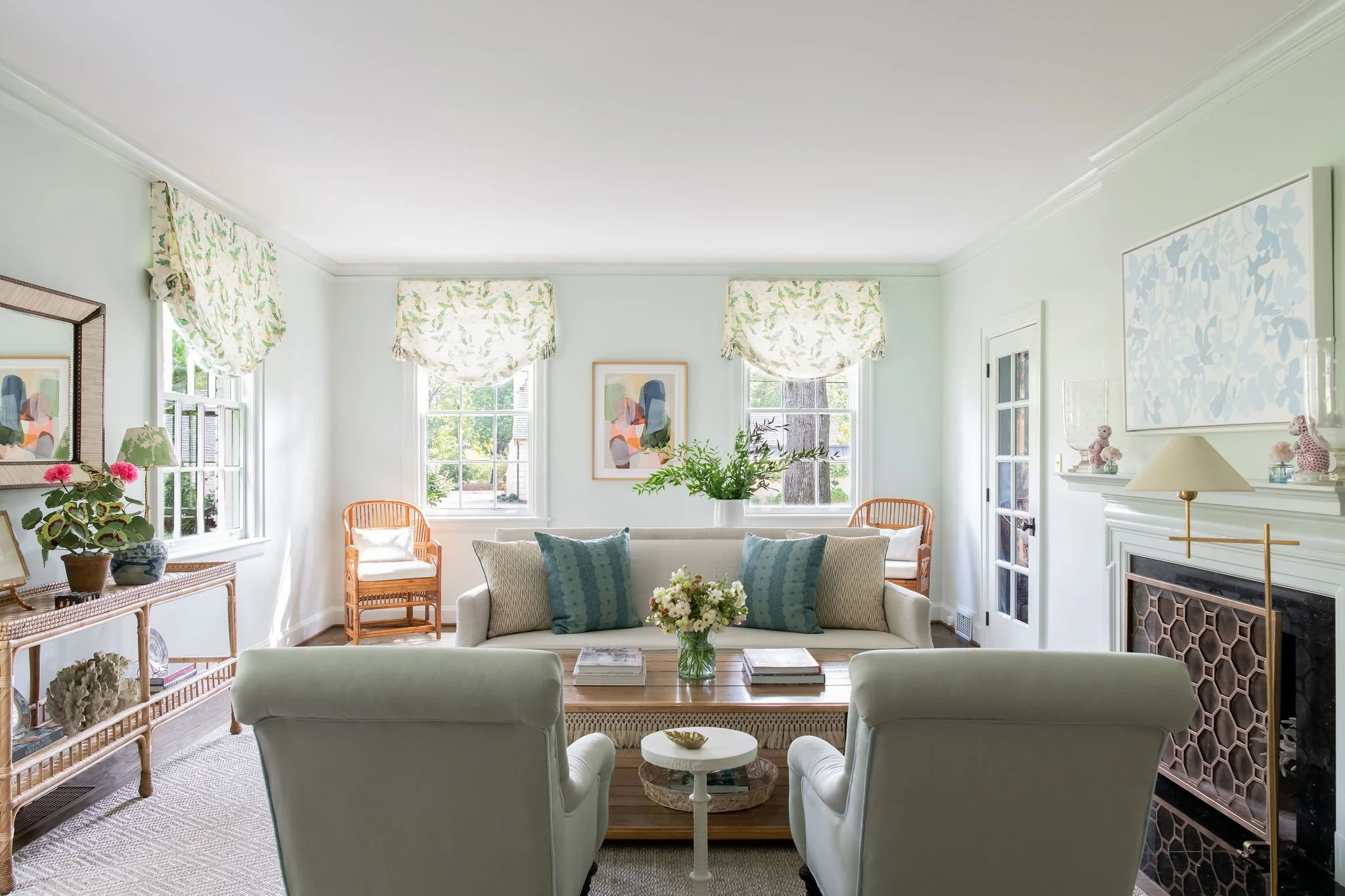 Luxury residential interior design by Kate Figler Interiors in Nashville featuring timeless and layered interiors.