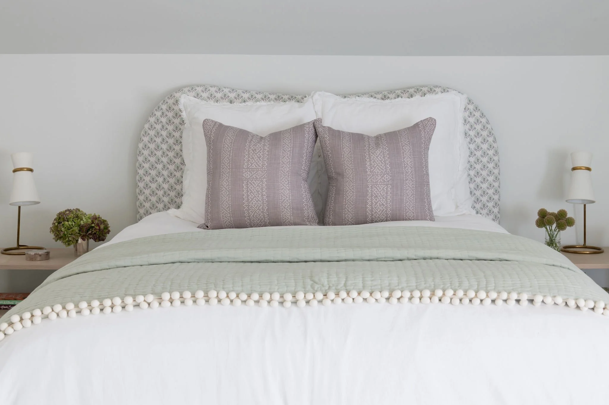 Luxury residential interior design by Kate Figler Interiors in Nashville featuring timeless and layered interiors.