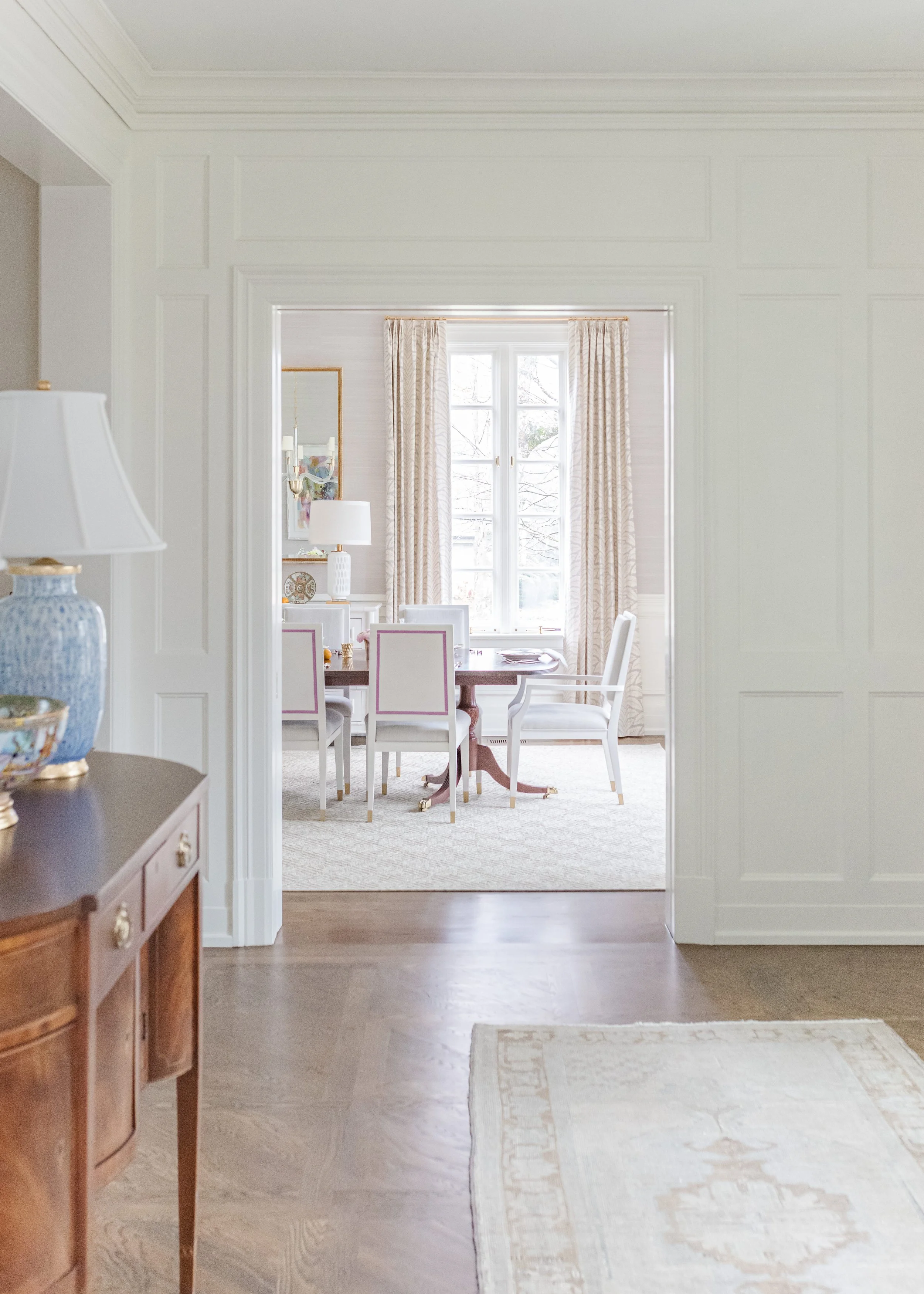 Luxury residential interior design by Kate Figler Interiors in Nashville featuring timeless and layered interiors.