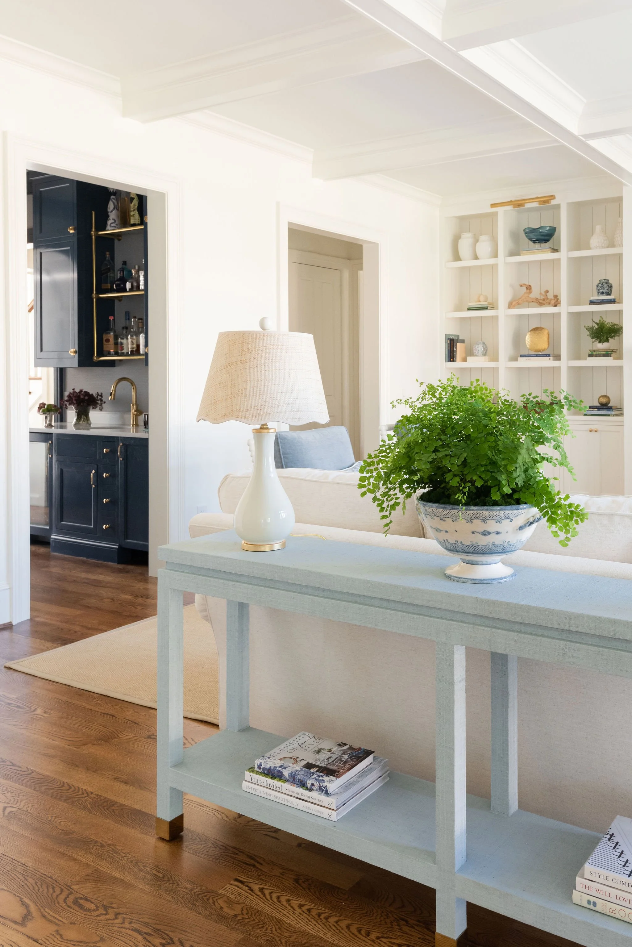 Luxury residential interior design by Kate Figler Interiors in Nashville featuring timeless and layered interiors.