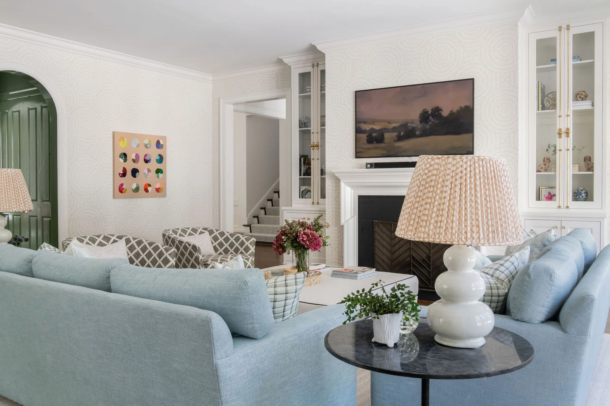 Luxury residential interior design by Kate Figler Interiors in Nashville featuring timeless and layered interiors.