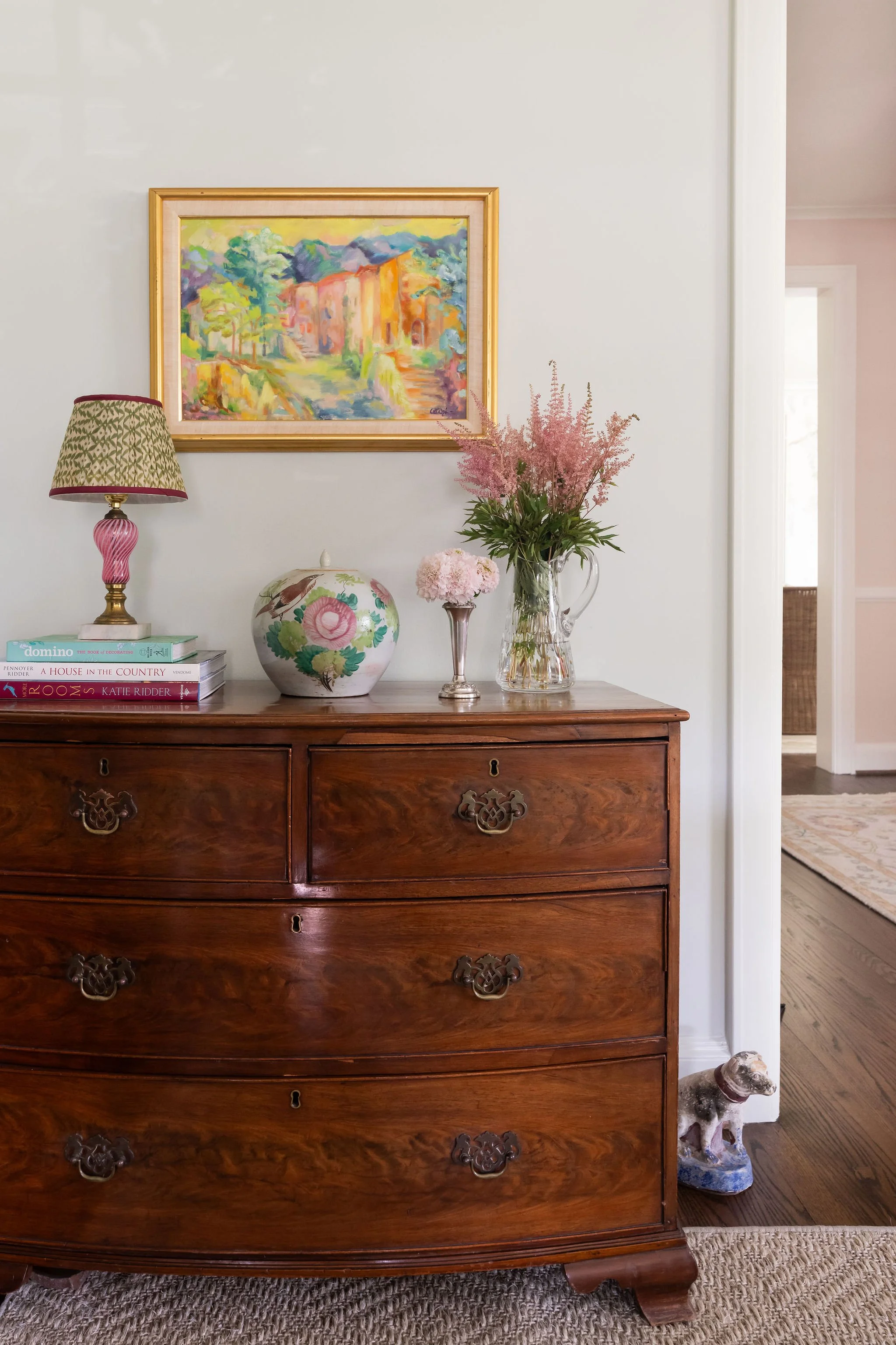 Luxury residential interior design by Kate Figler Interiors in Nashville featuring timeless and layered interiors.