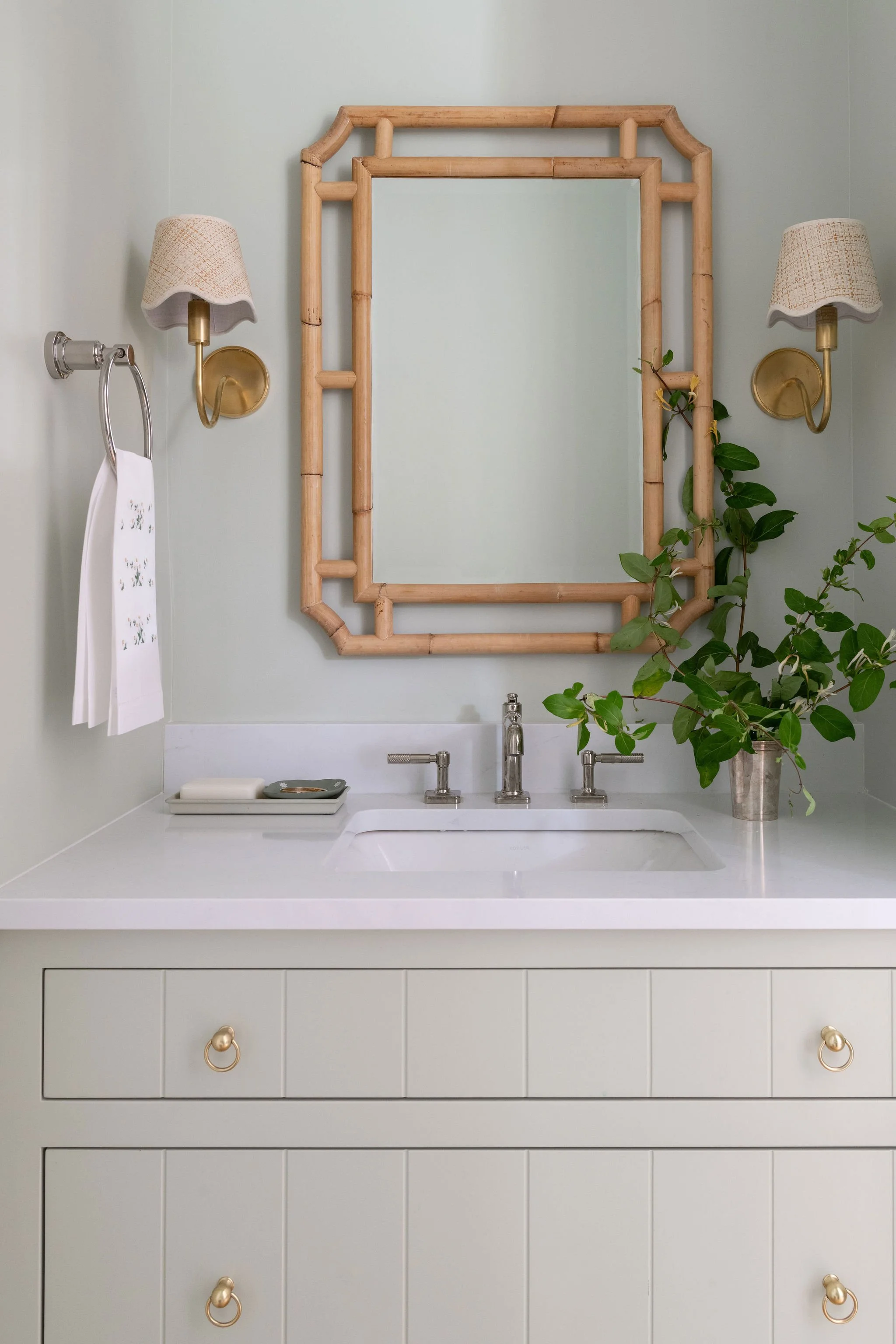 Luxury residential interior design by Kate Figler Interiors in Nashville featuring timeless and layered interiors.