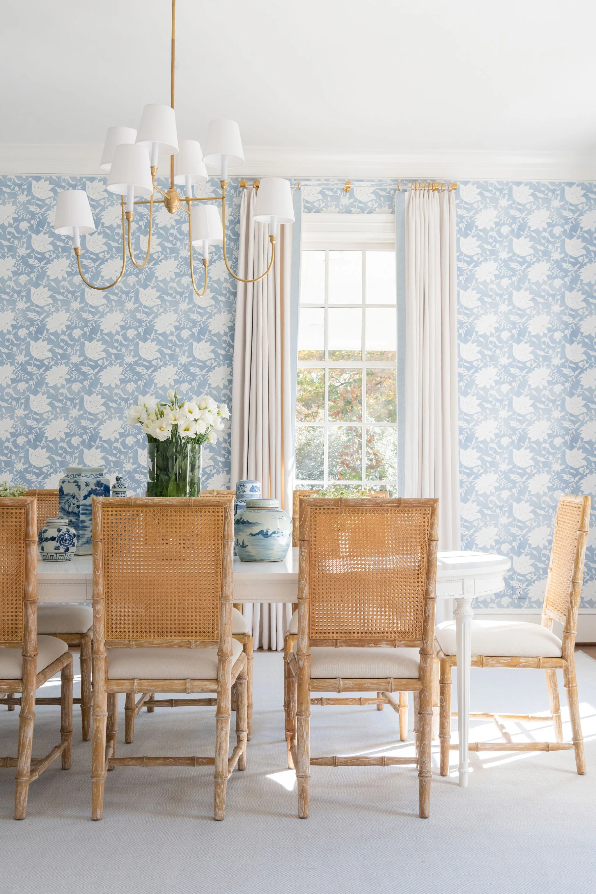 Luxury residential interior design by Kate Figler Interiors in Nashville featuring timeless and layered interiors.