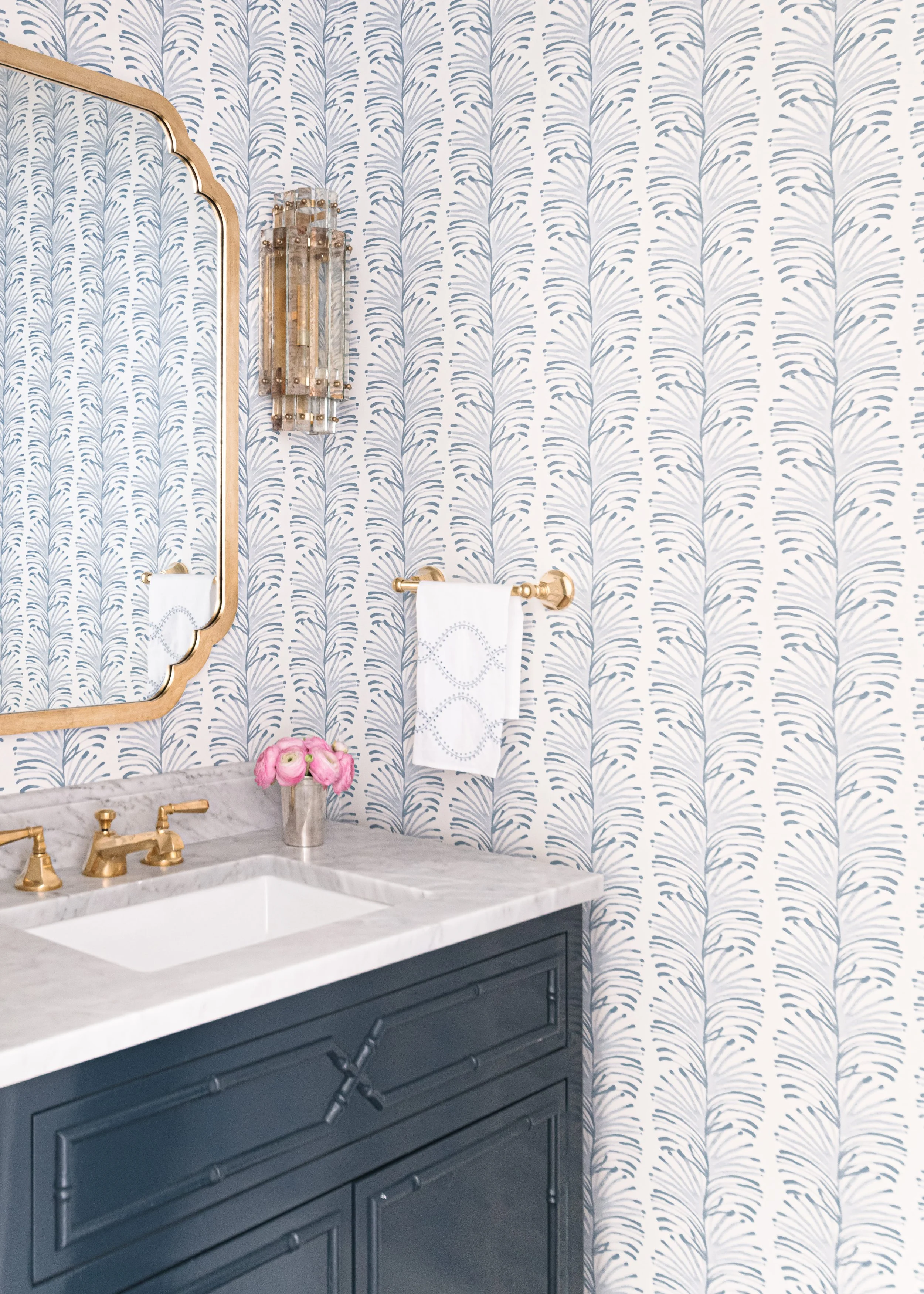 Luxury residential interior design by Kate Figler Interiors in Nashville featuring timeless and layered interiors.