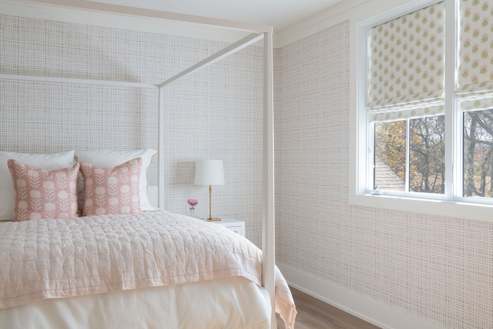 Luxury residential interior design by Kate Figler Interiors in Nashville featuring timeless and layered interiors.