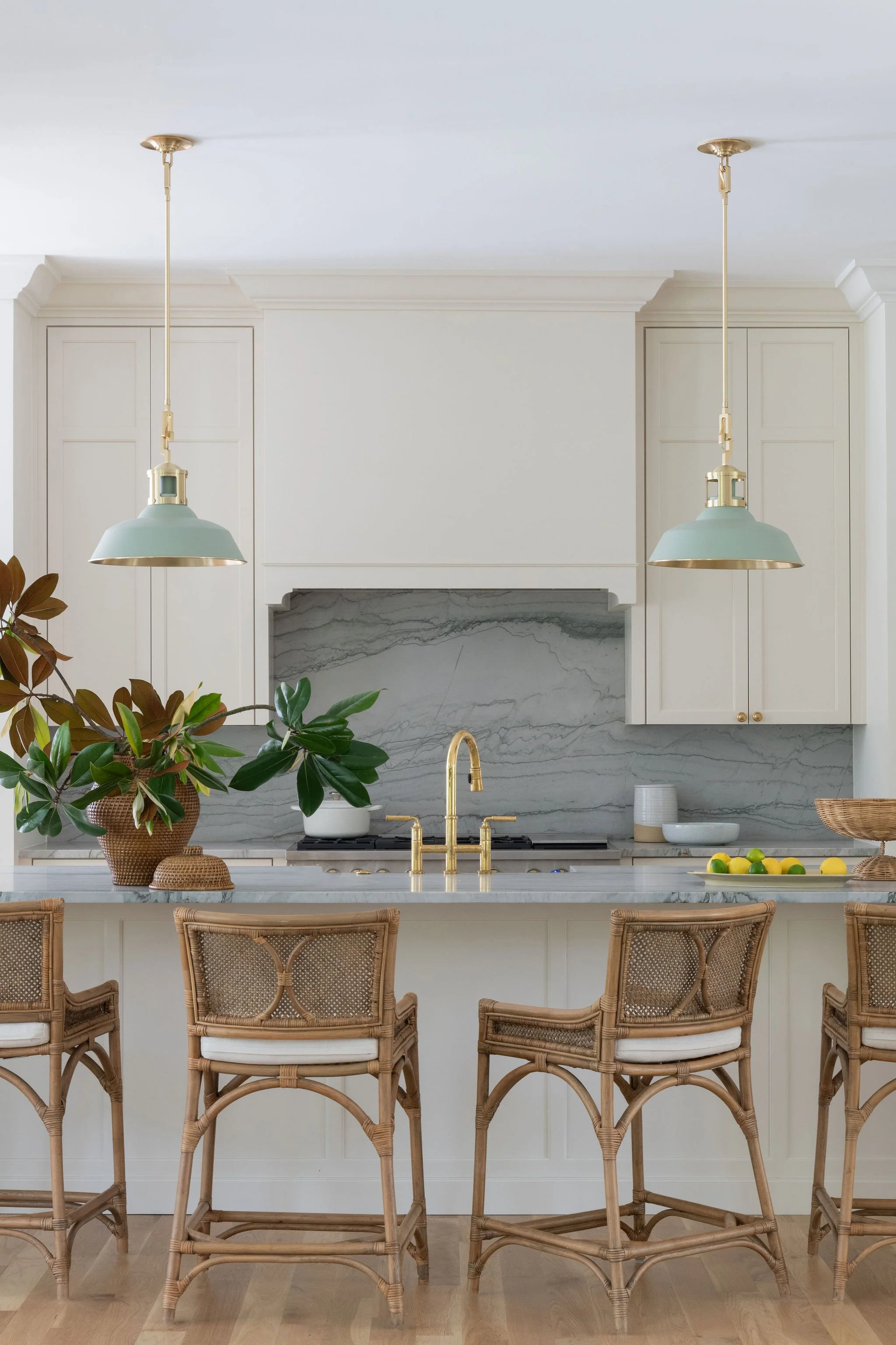 Luxury residential interior design by Kate Figler Interiors in Nashville featuring timeless and layered interiors.