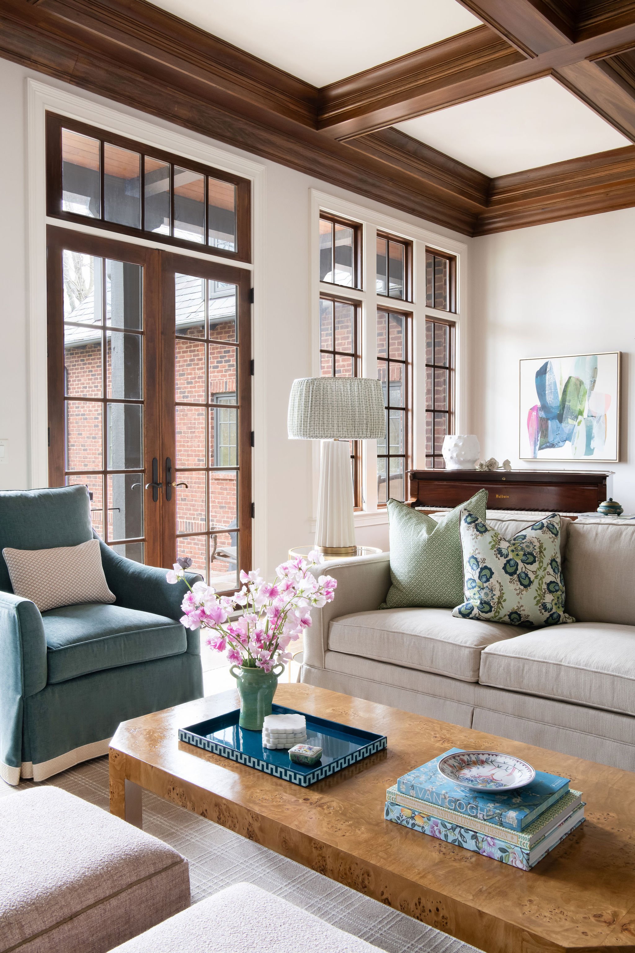 Luxury residential interior design by Kate Figler Interiors in Nashville featuring timeless and layered interiors.
