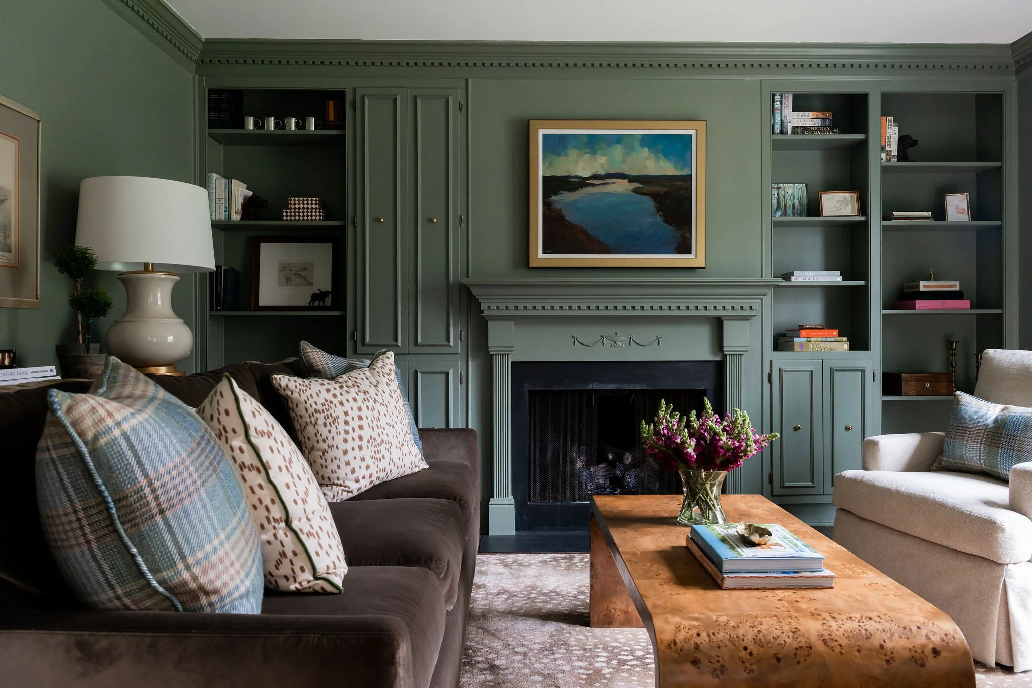 Luxury residential interior design by Kate Figler Interiors in Nashville featuring timeless and layered interiors.