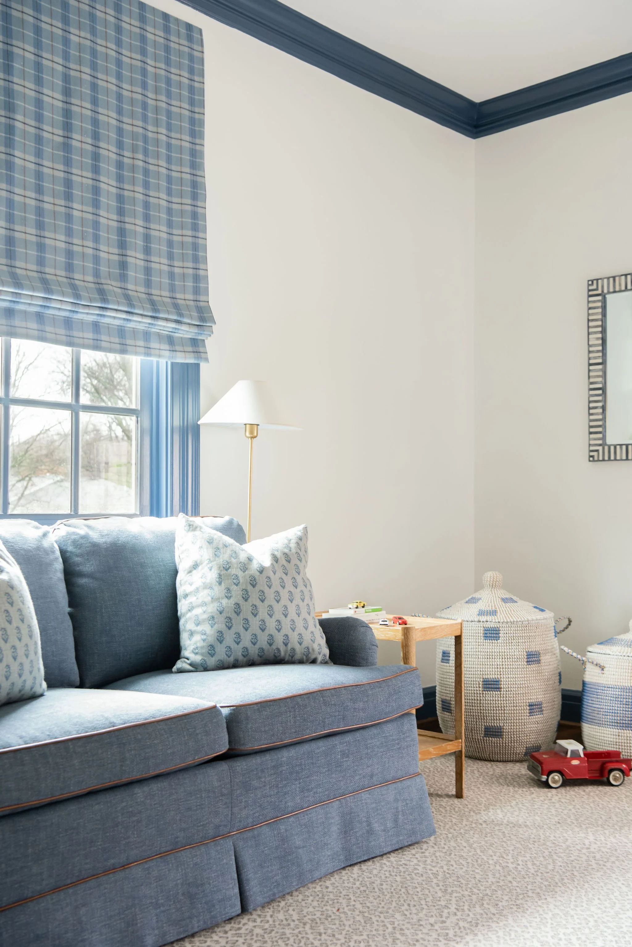 Luxury residential interior design by Kate Figler Interiors in Nashville featuring timeless and layered interiors.