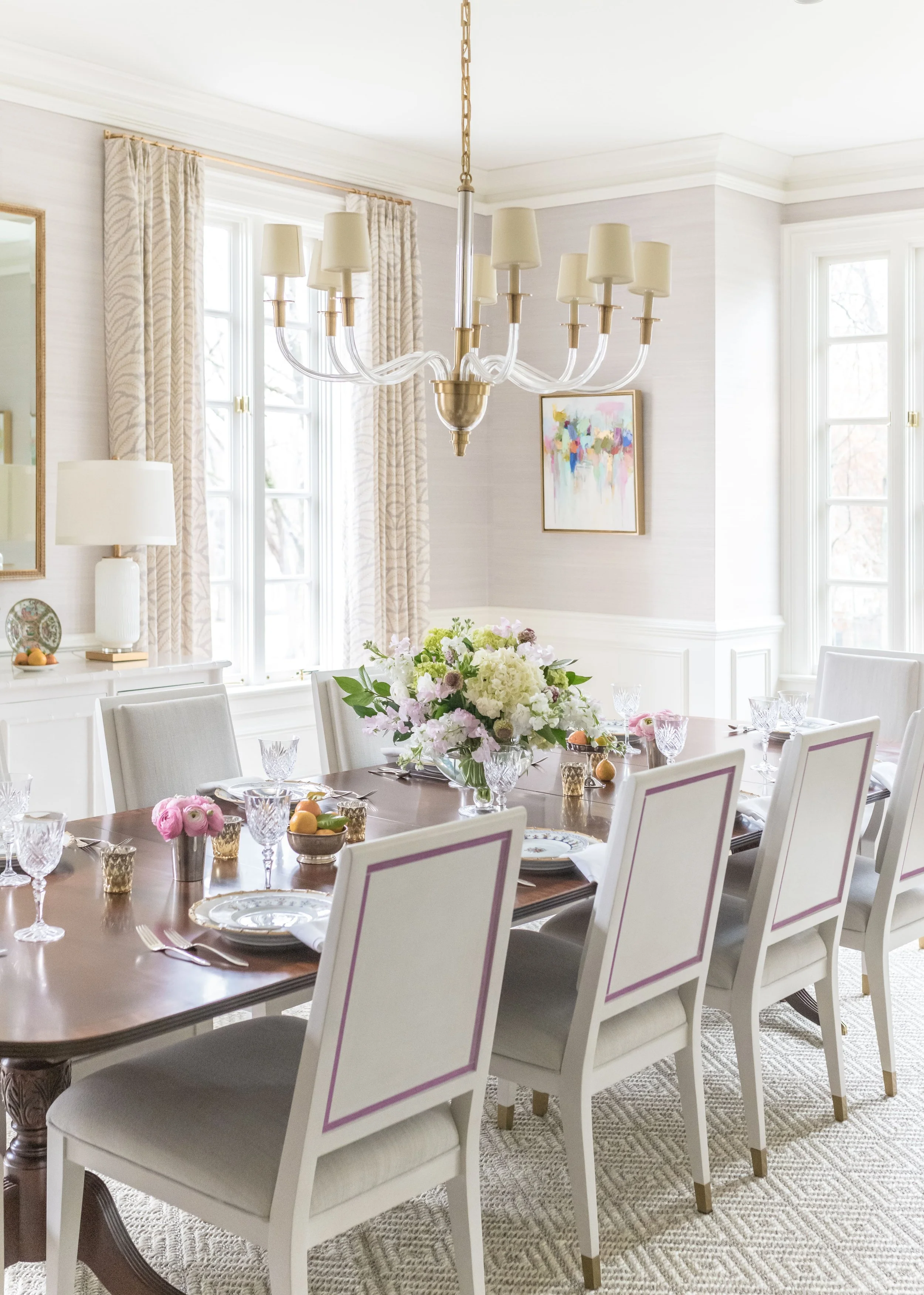 Luxury residential interior design by Kate Figler Interiors in Nashville featuring timeless and layered interiors.