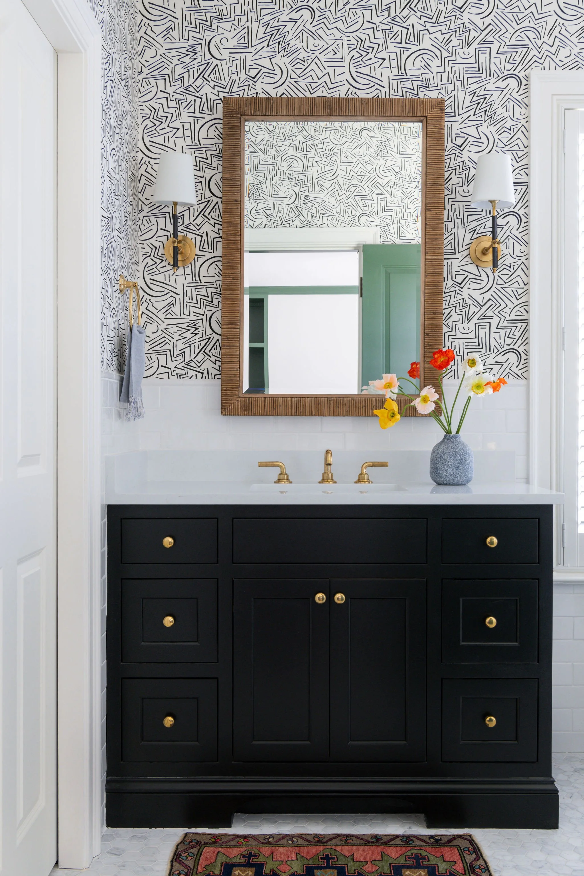 Luxury residential interior design by Kate Figler Interiors in Nashville featuring timeless and layered interiors.