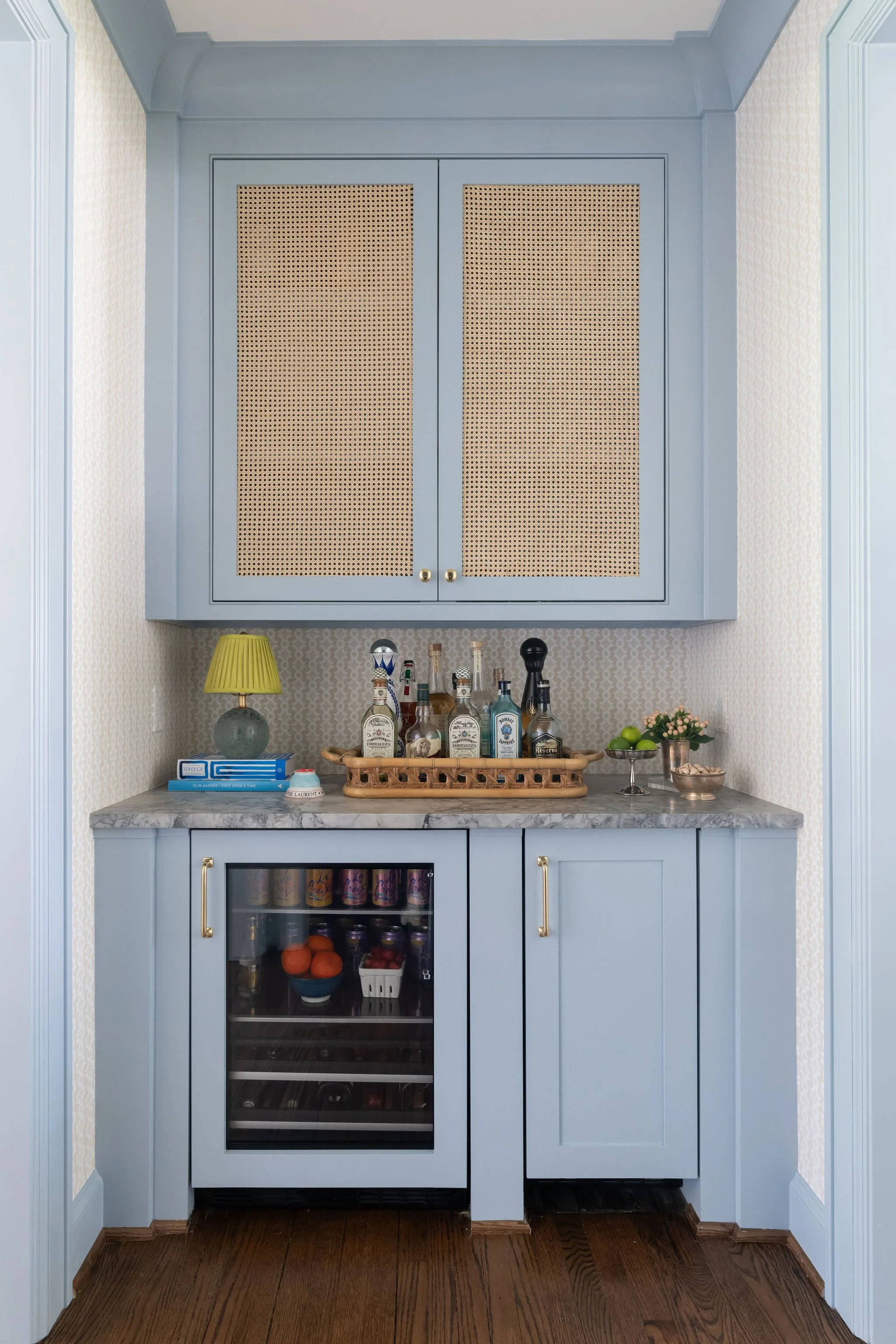 Luxury residential interior design by Kate Figler Interiors in Nashville featuring timeless and layered interiors.