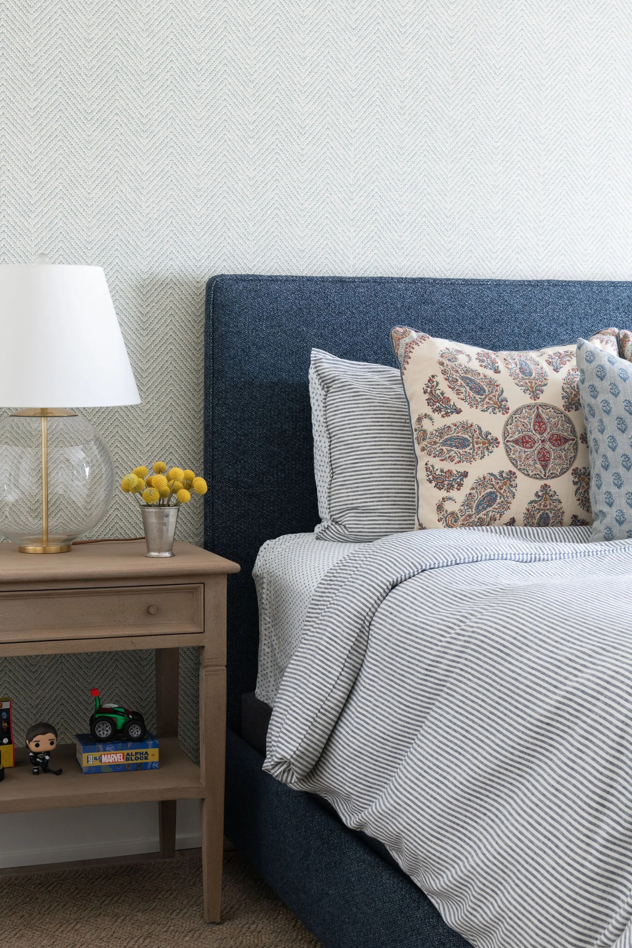 Luxury residential interior design by Kate Figler Interiors in Nashville featuring timeless and layered interiors.