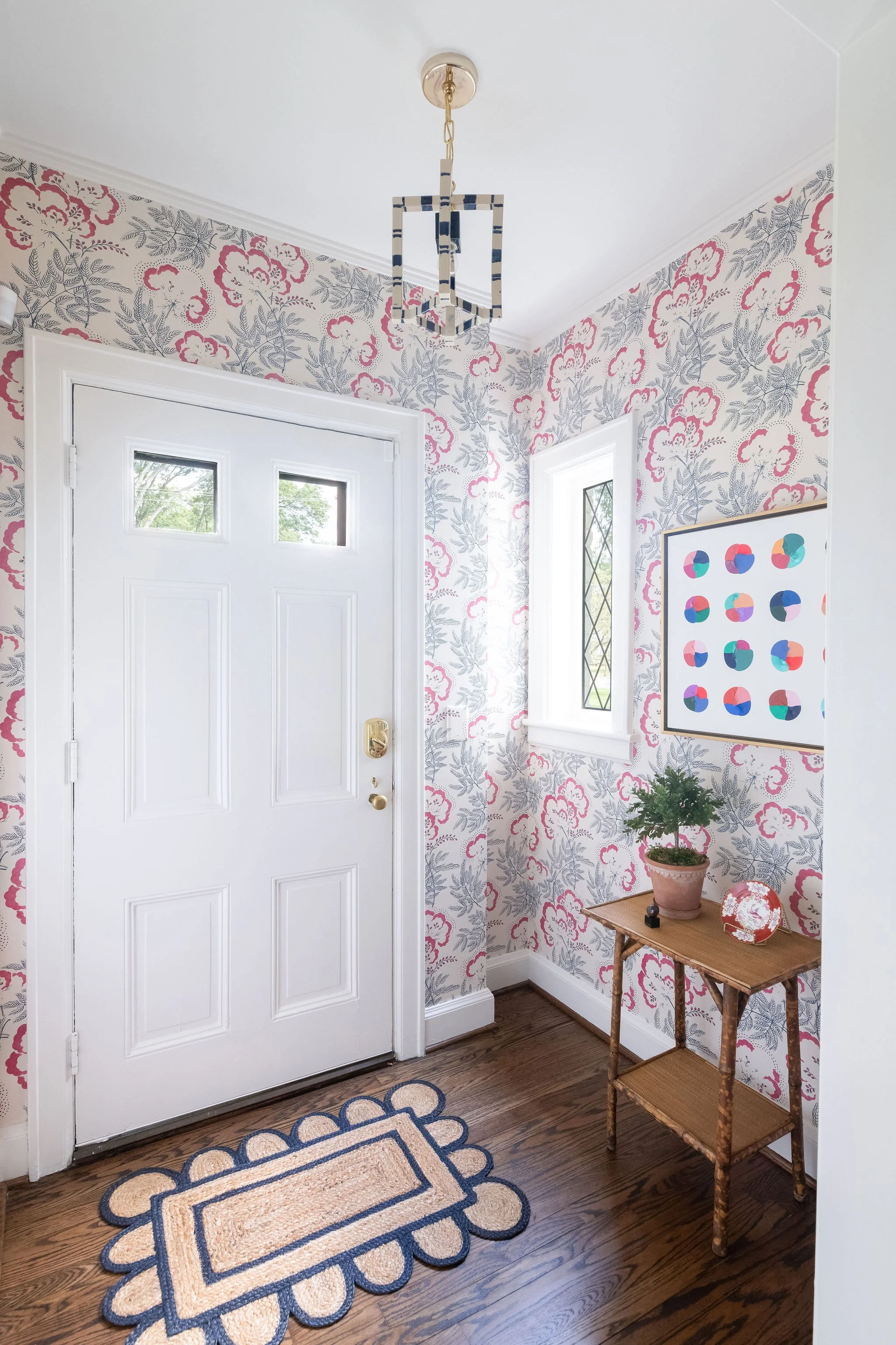 Luxury residential interior design by Kate Figler Interiors in Nashville featuring timeless and layered interiors.