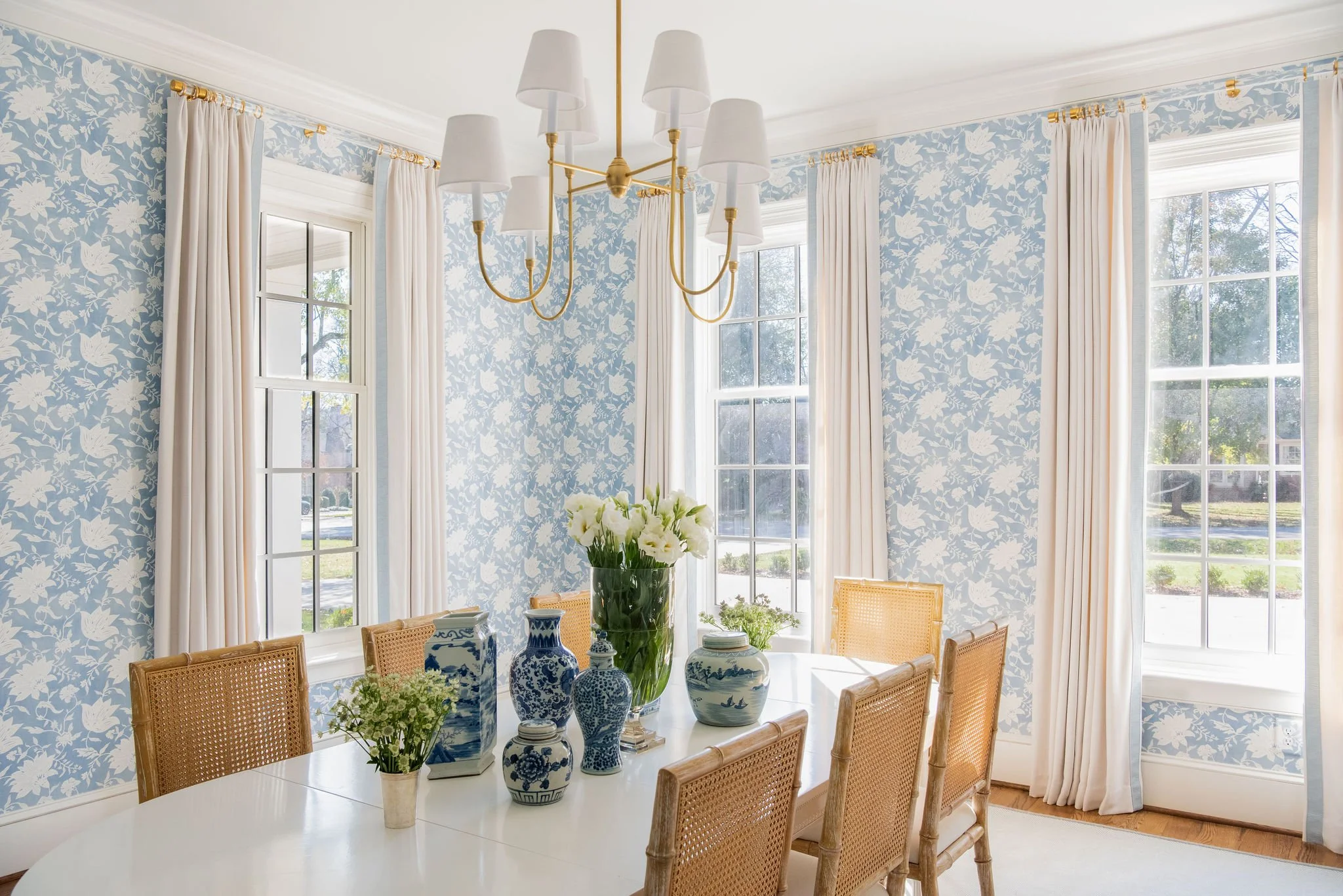 Luxury residential interior design by Kate Figler Interiors in Nashville featuring timeless and layered interiors.