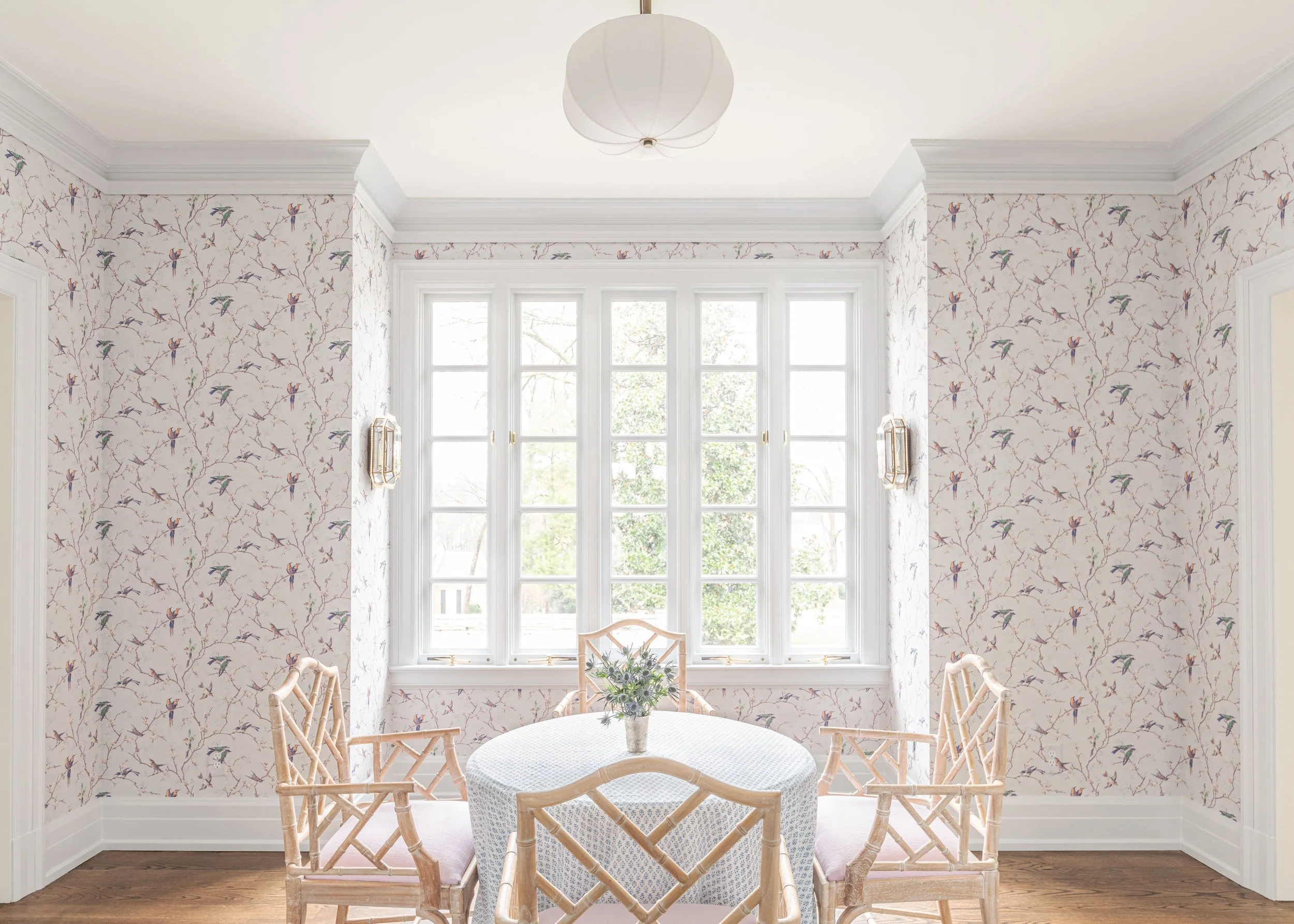 Luxury residential interior design by Kate Figler Interiors in Nashville featuring timeless and layered interiors.