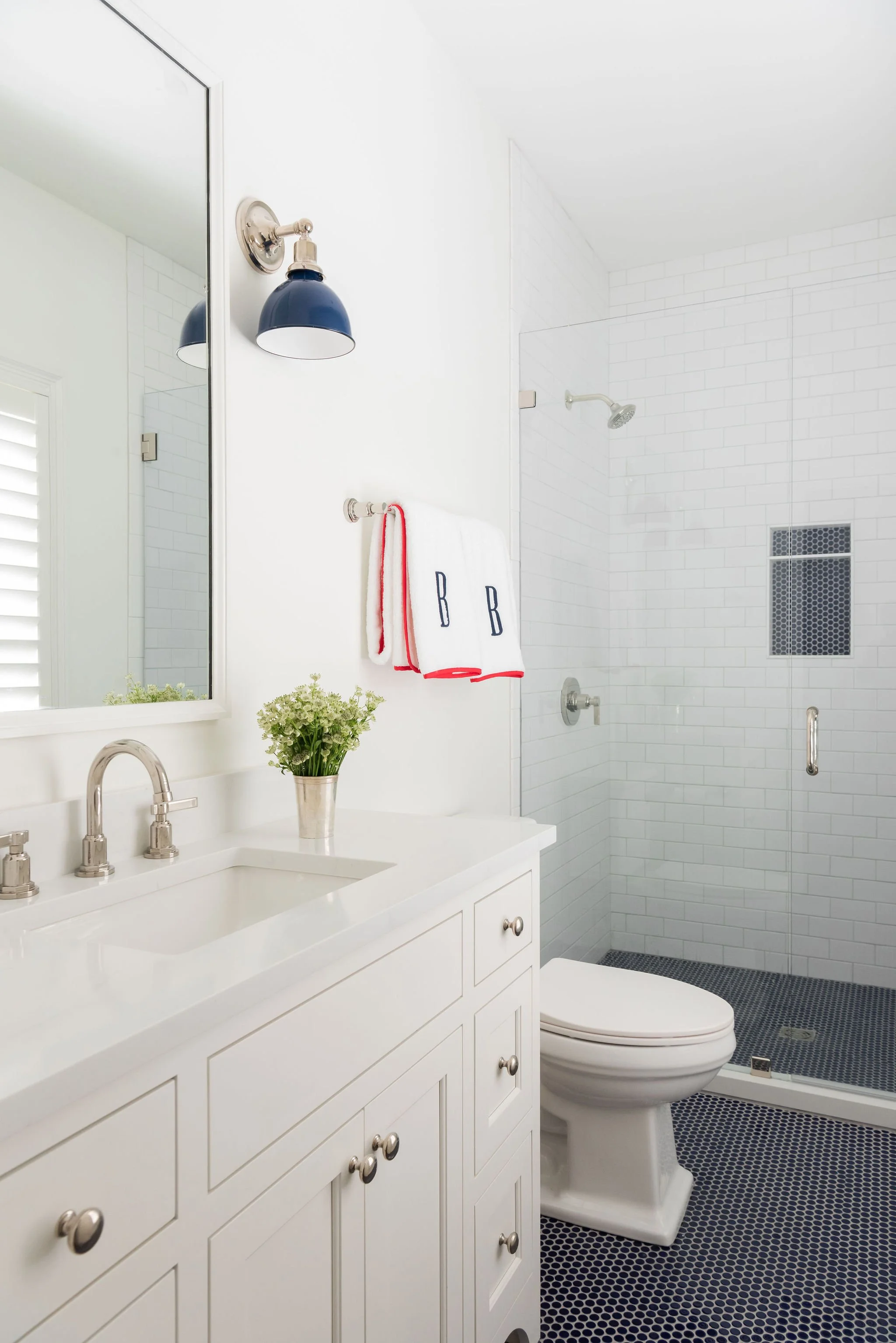 Luxury residential interior design by Kate Figler Interiors in Nashville featuring timeless and layered interiors.