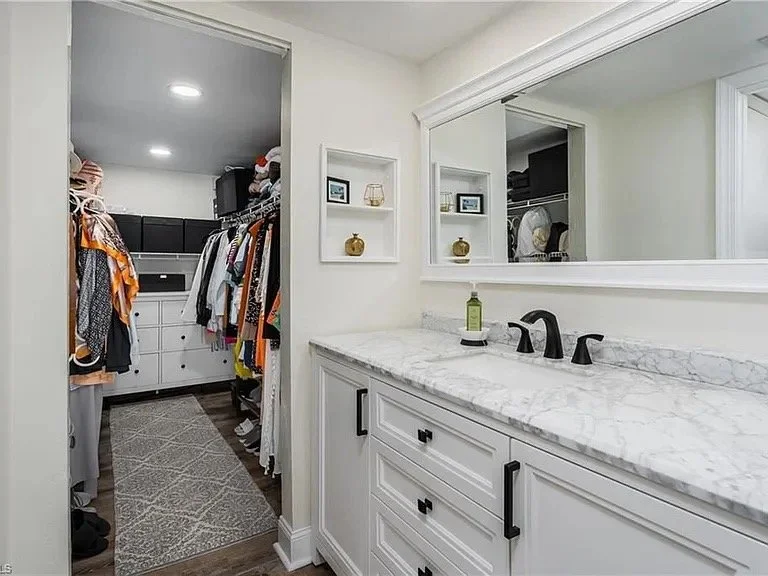Master bathroom, and walk-in closet 