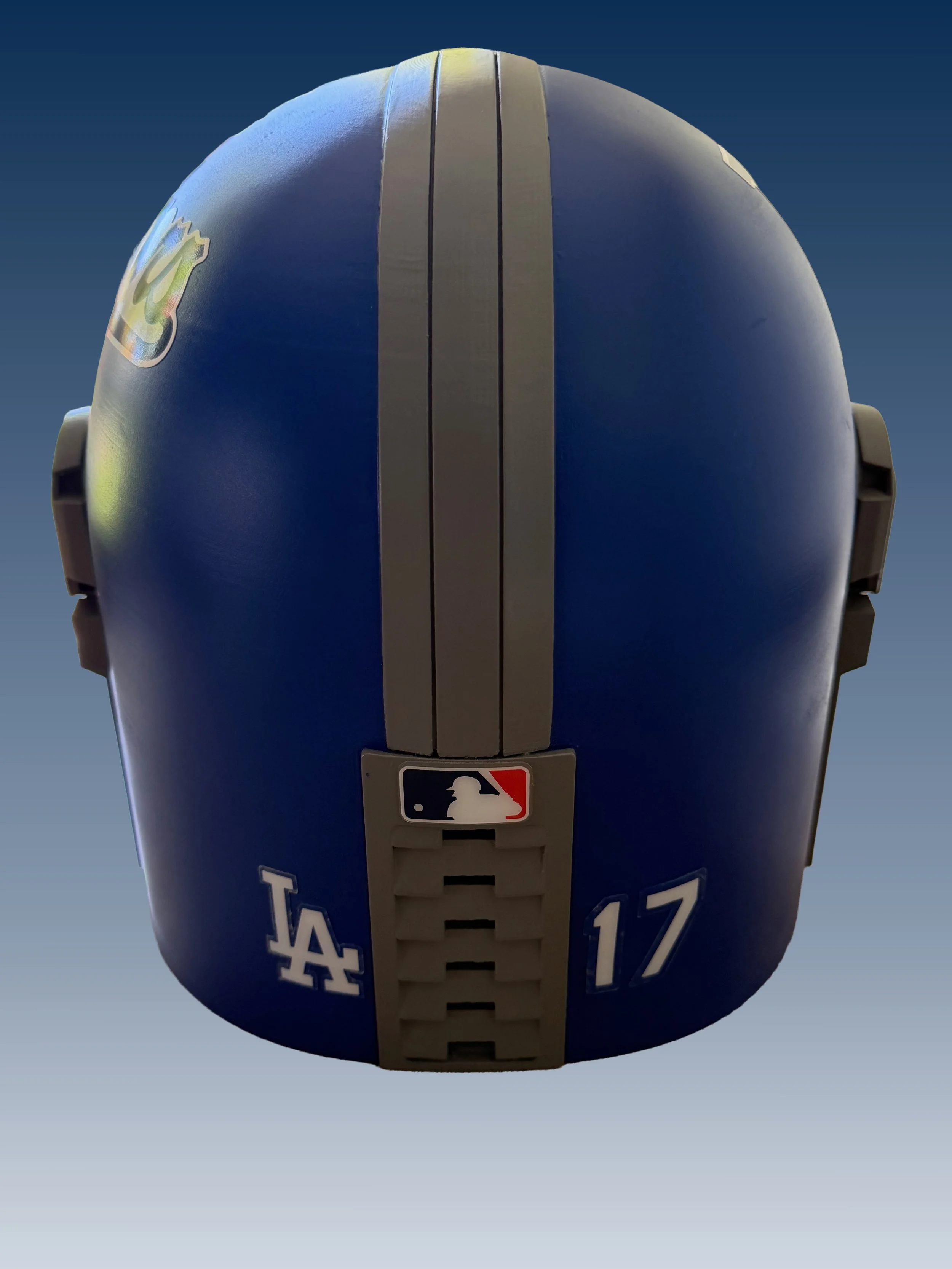helmet1.jpg