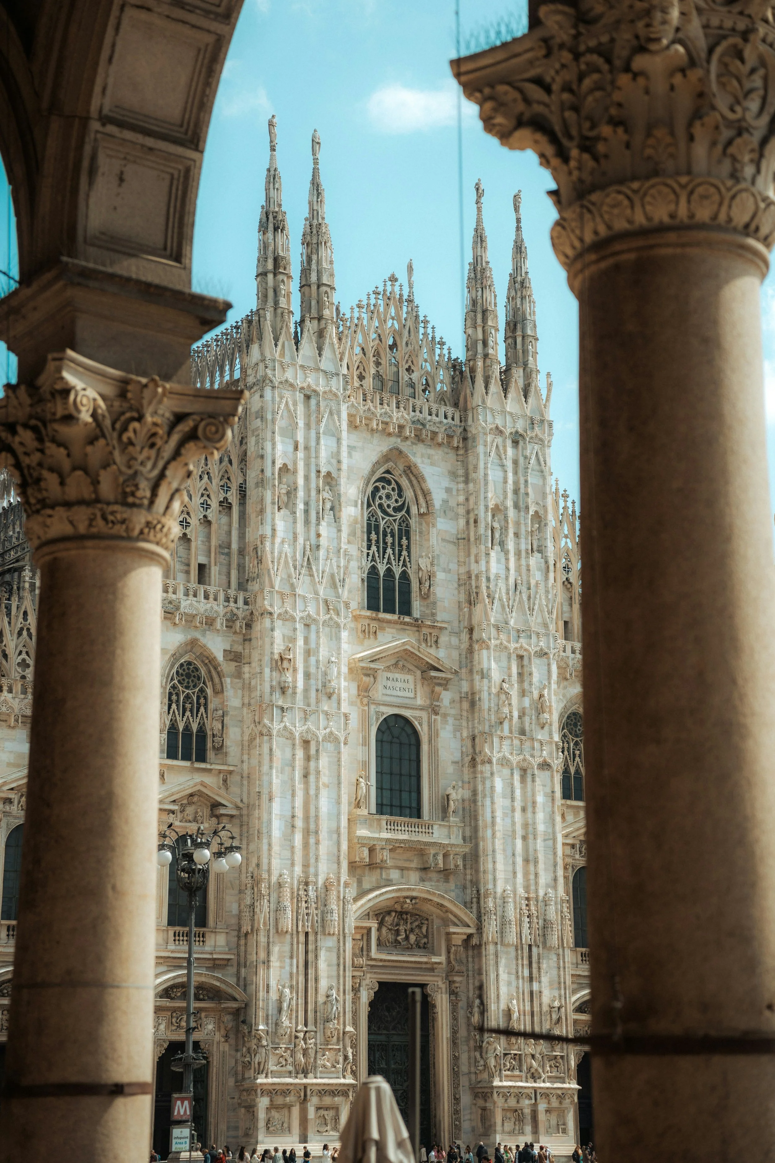 Milan's September Squeeze: Monza and Fashion Week Bookend a Month Football Draws From the Same Fleet