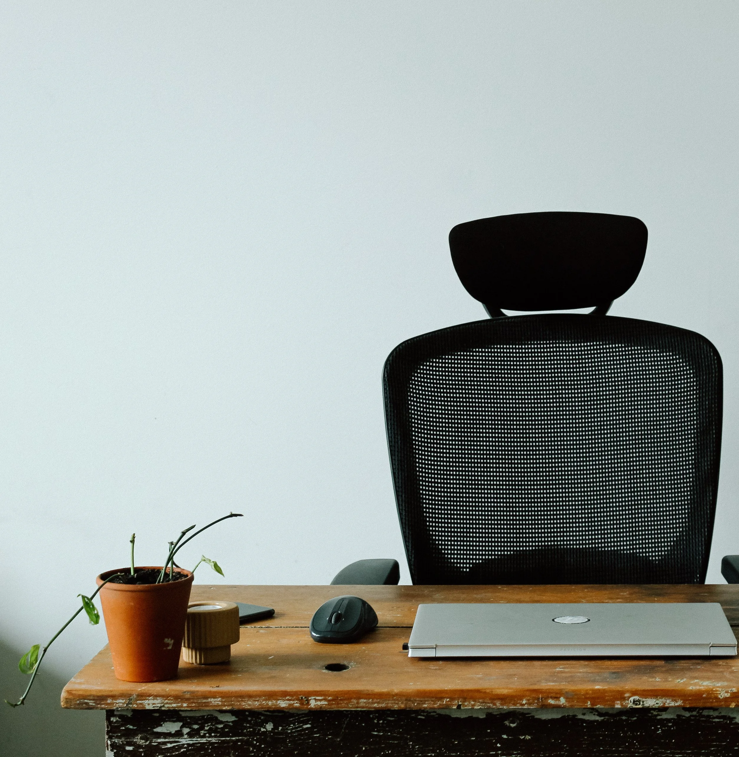 10 Signs It Is Time to Hire a Virtual Assistant