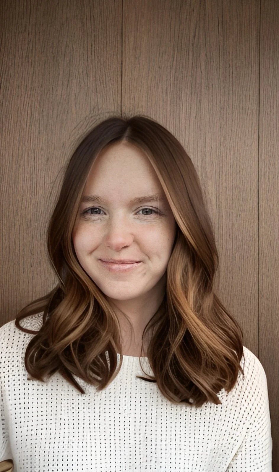 Jolene, bilingual French and English virtual assistant in Quebec offering executive and administrative support at Assist-her