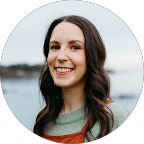 Femke, Assist-her client, five star review for Canadian virtual assistant services
