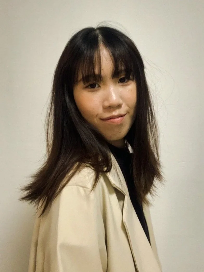 Yan, brand designer and content strategist, creative virtual assistant based in Singapore at Assist-her