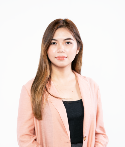 Kim, executive and creative virtual assistant in British Columbia specializing in marketing and branding at Assist-her