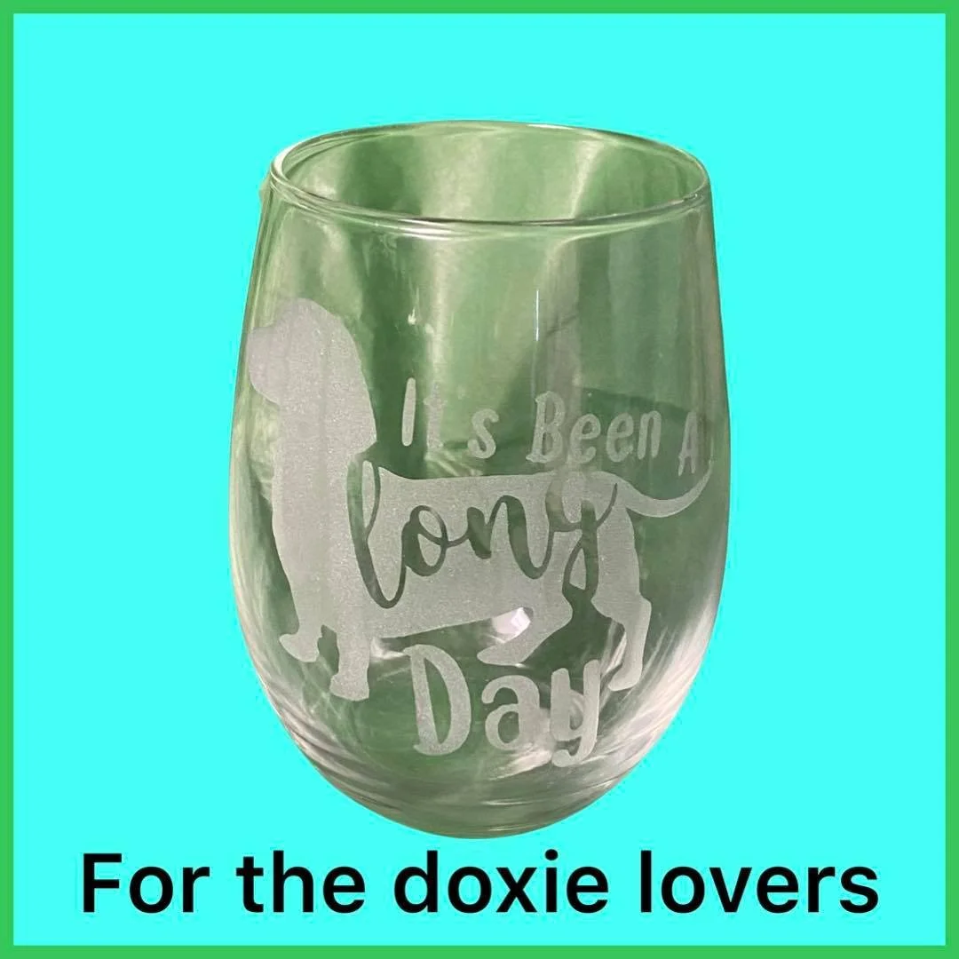 Dachshund Delight Stemless Wine Glass