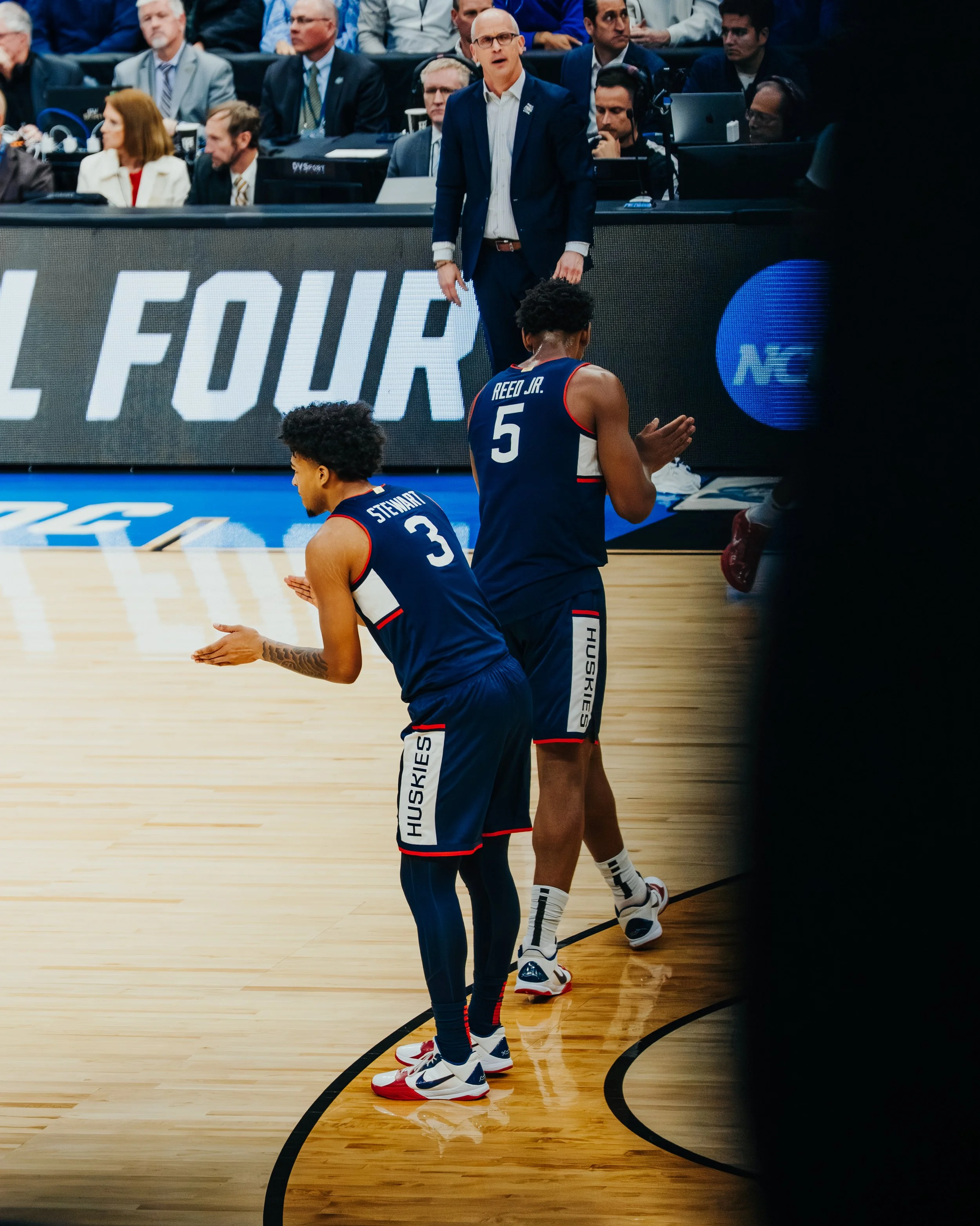 ELITE 8 - UCONN-195.jpg