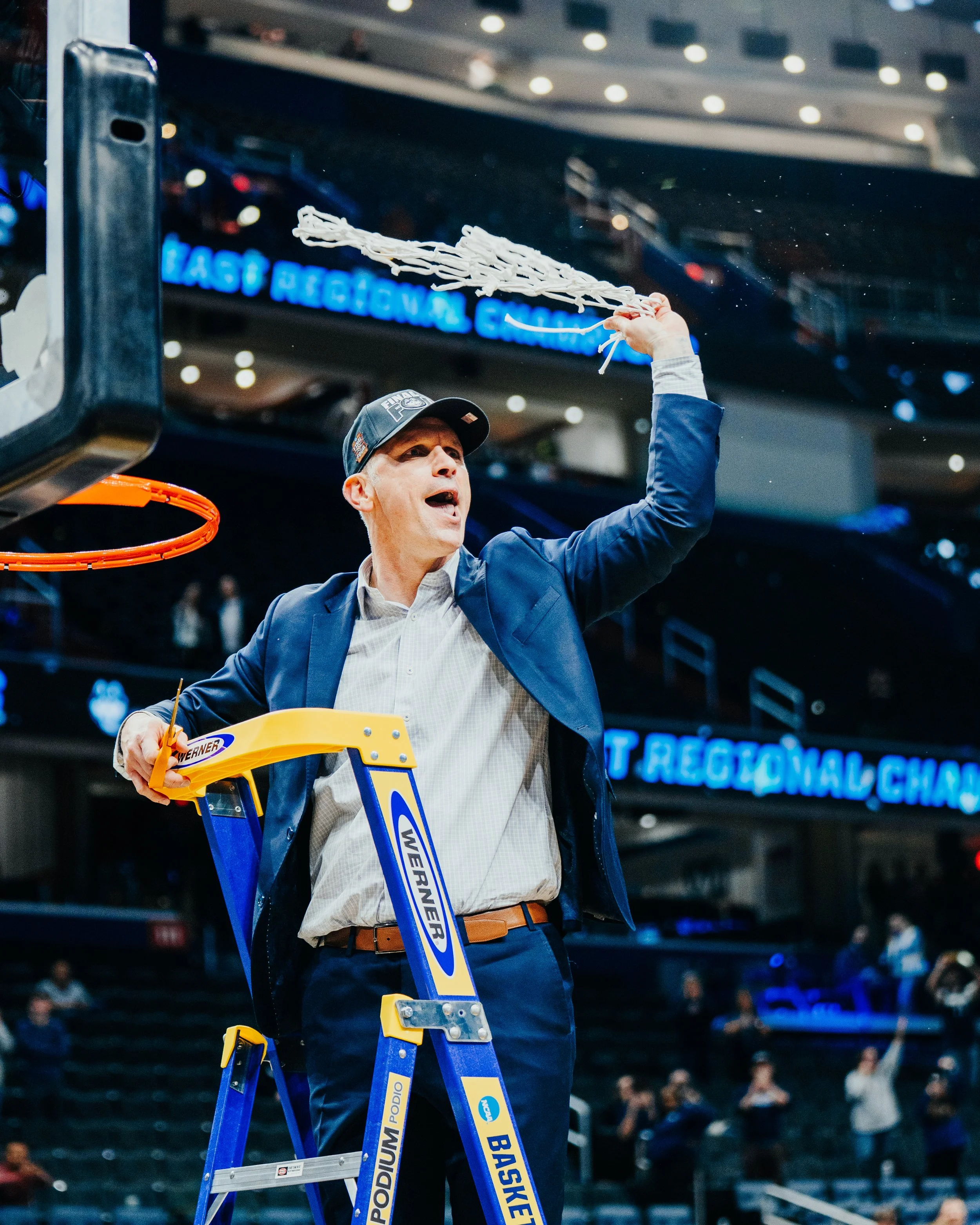 ELITE 8 - UCONN-008.jpg