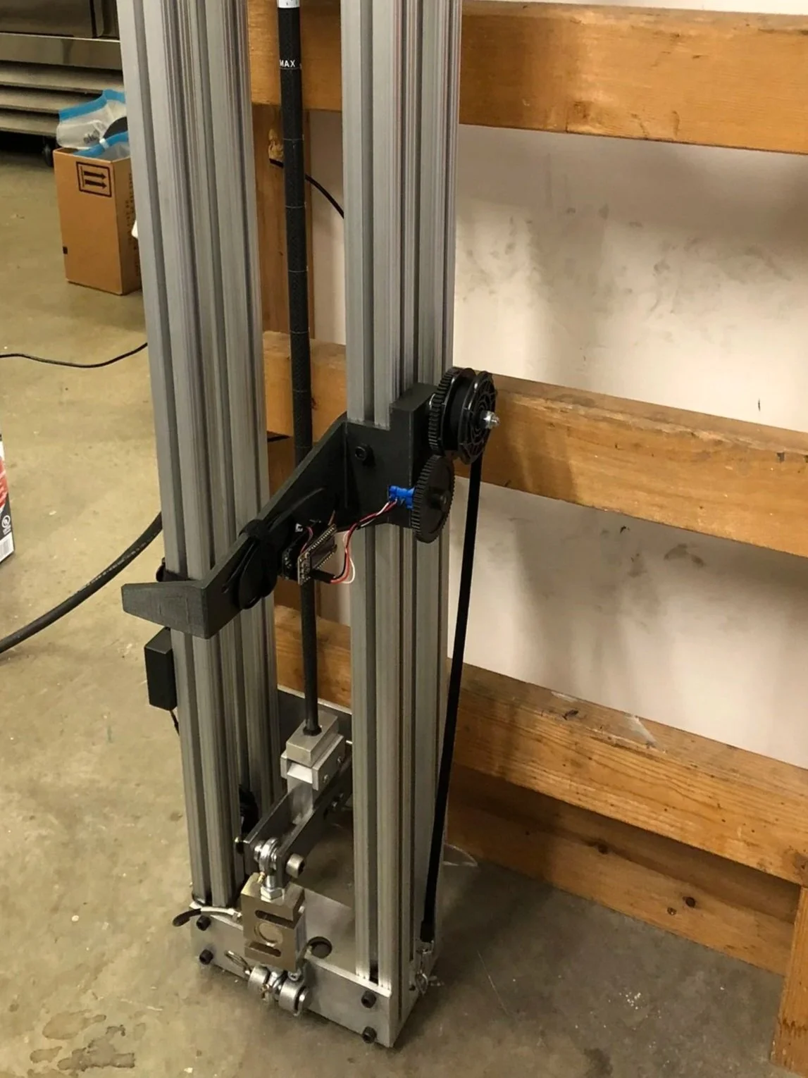 Laser distance meter with linear encoder for deflection measurement and profile