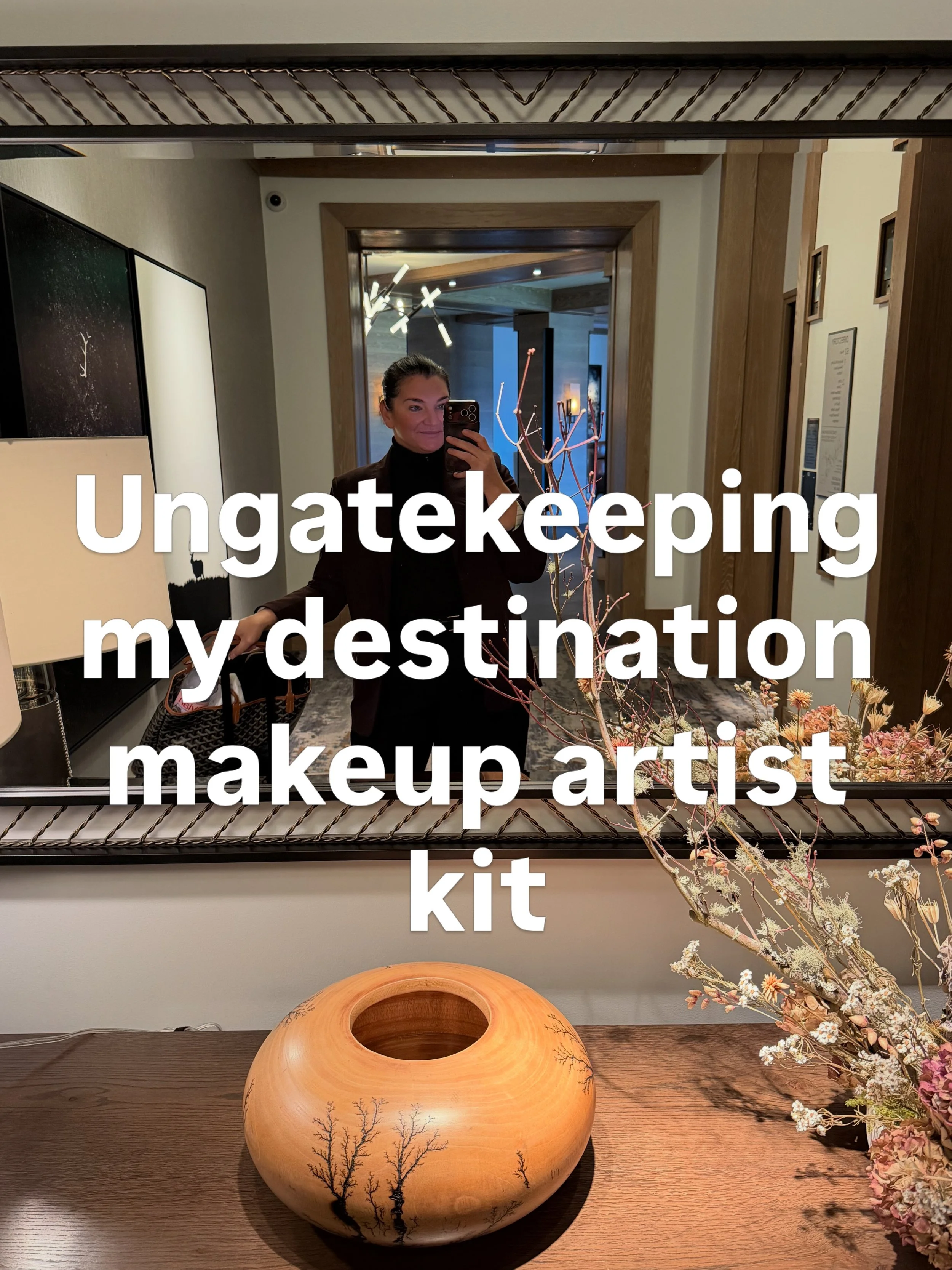 Ungatekeeping my destination makeup kit 🤍 Reply KIT and I&rsquo;ll send you a link with all my favorites 🤍

#bridalmakeupartist #makeupartistkit #makeupkit