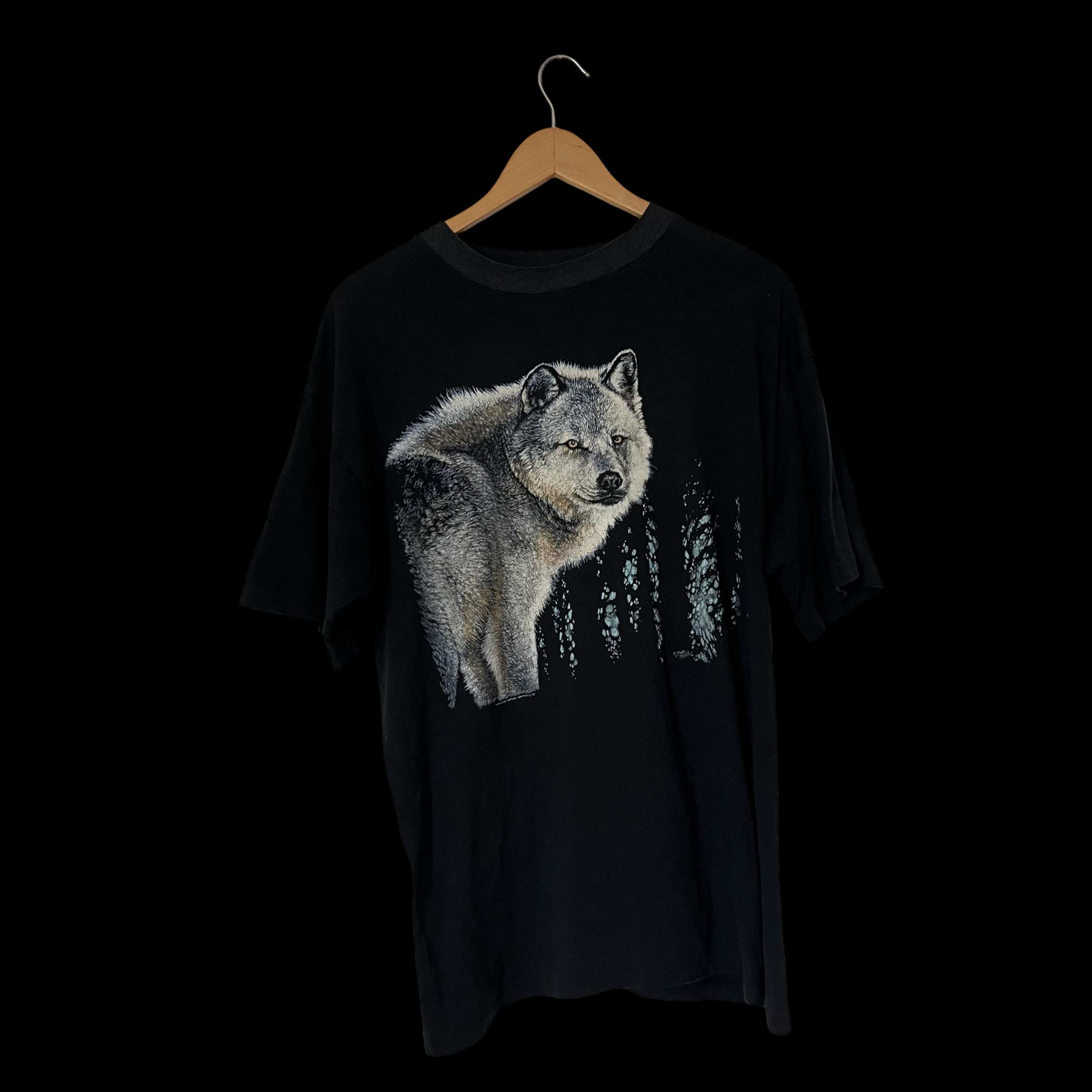 vintage wolf tee