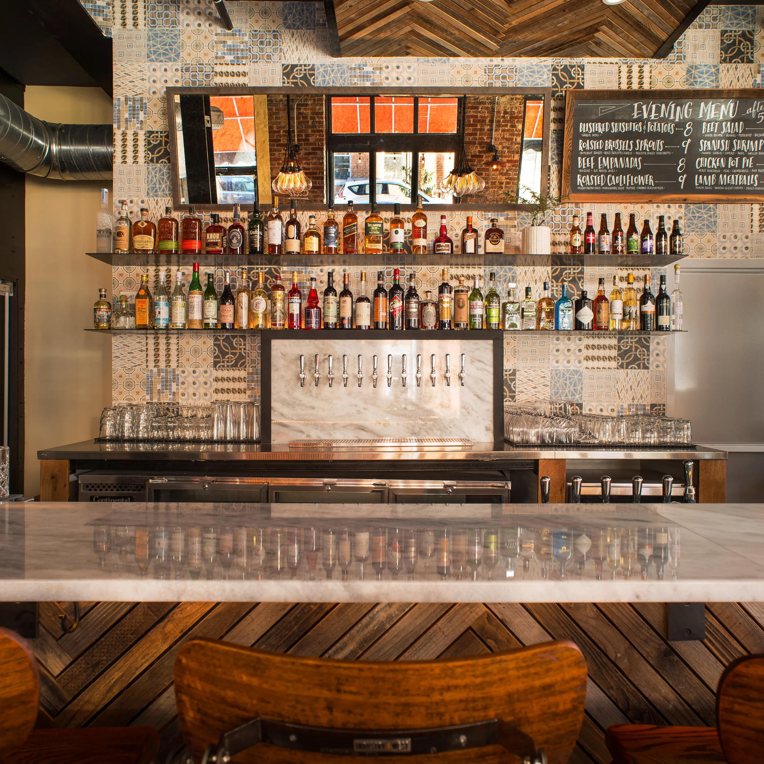 Bar.jpg