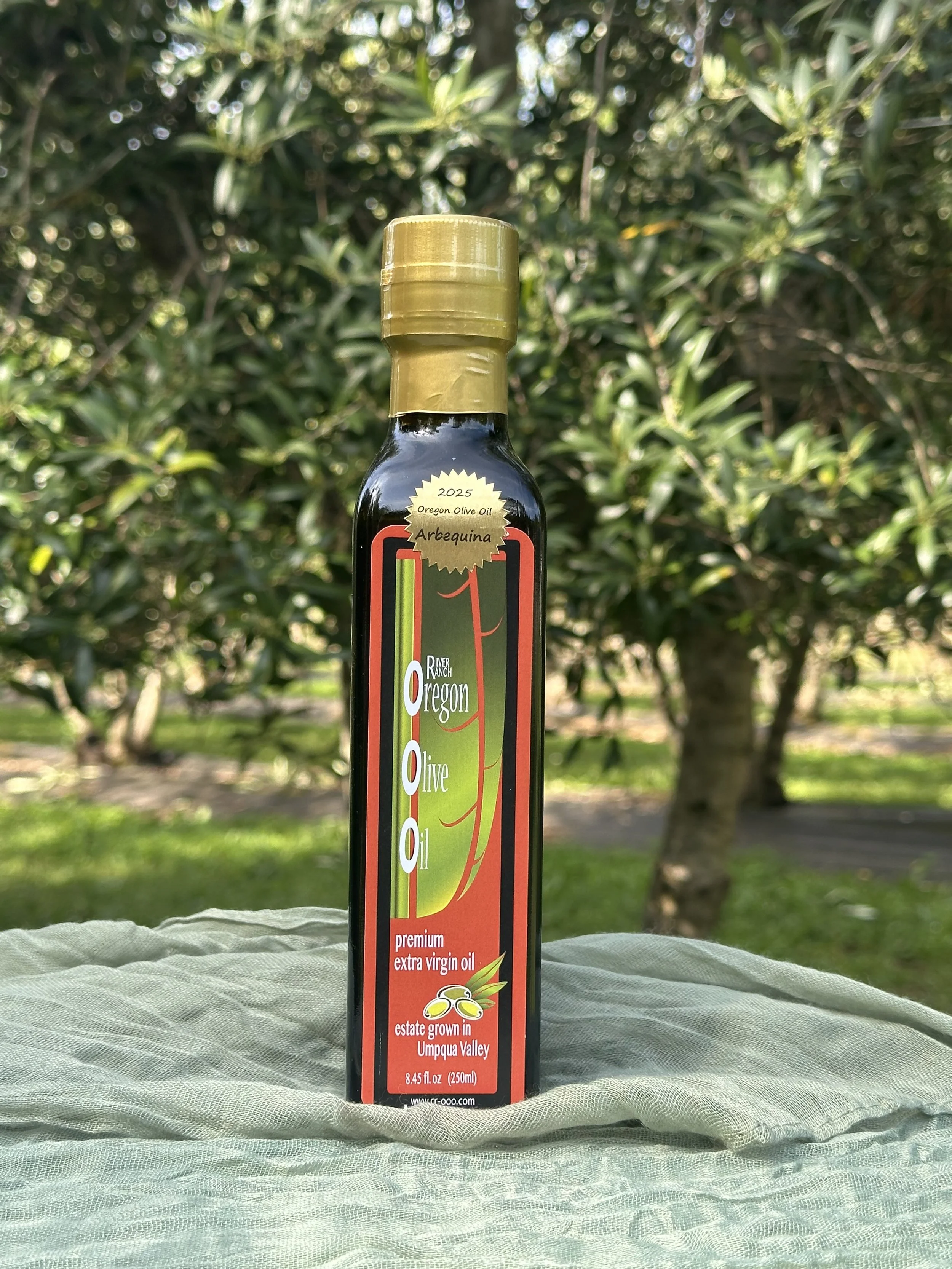 2025 Arbequina Extra Virgin Olive Oil (8.45 oz - 250 mL)