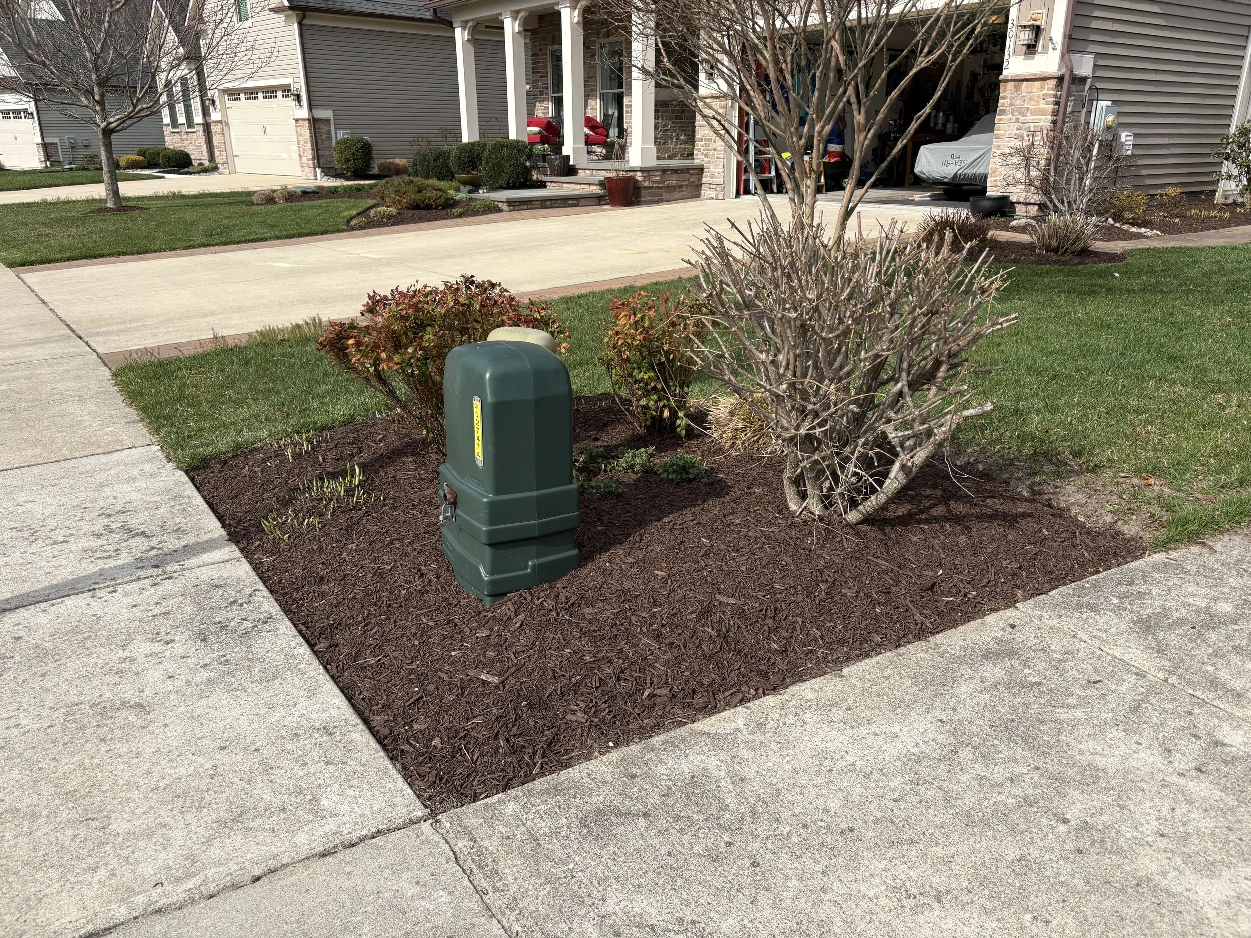 Front Yard Mulch Bed — Southern Delaware