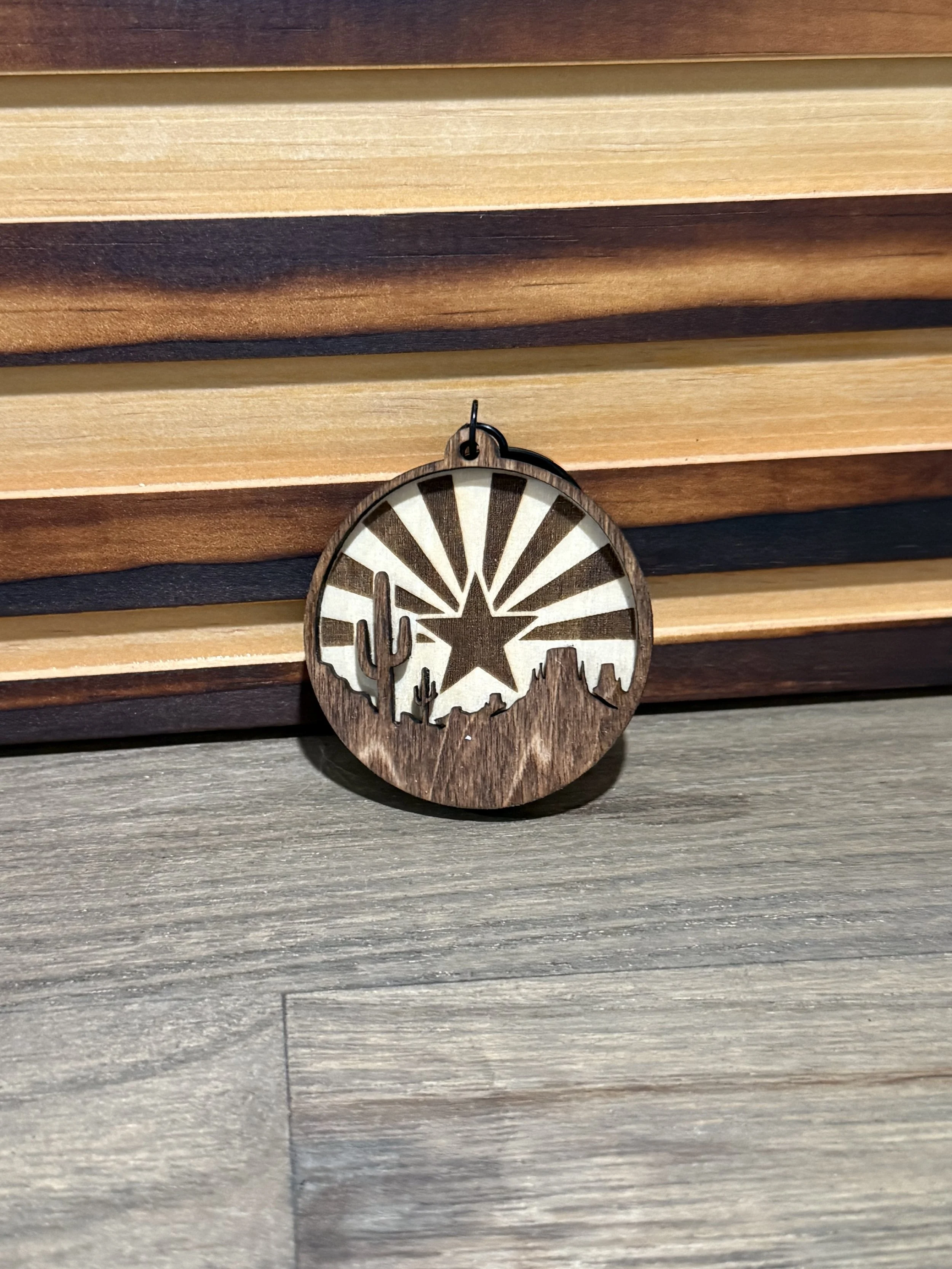 The Horizon Premium keychain