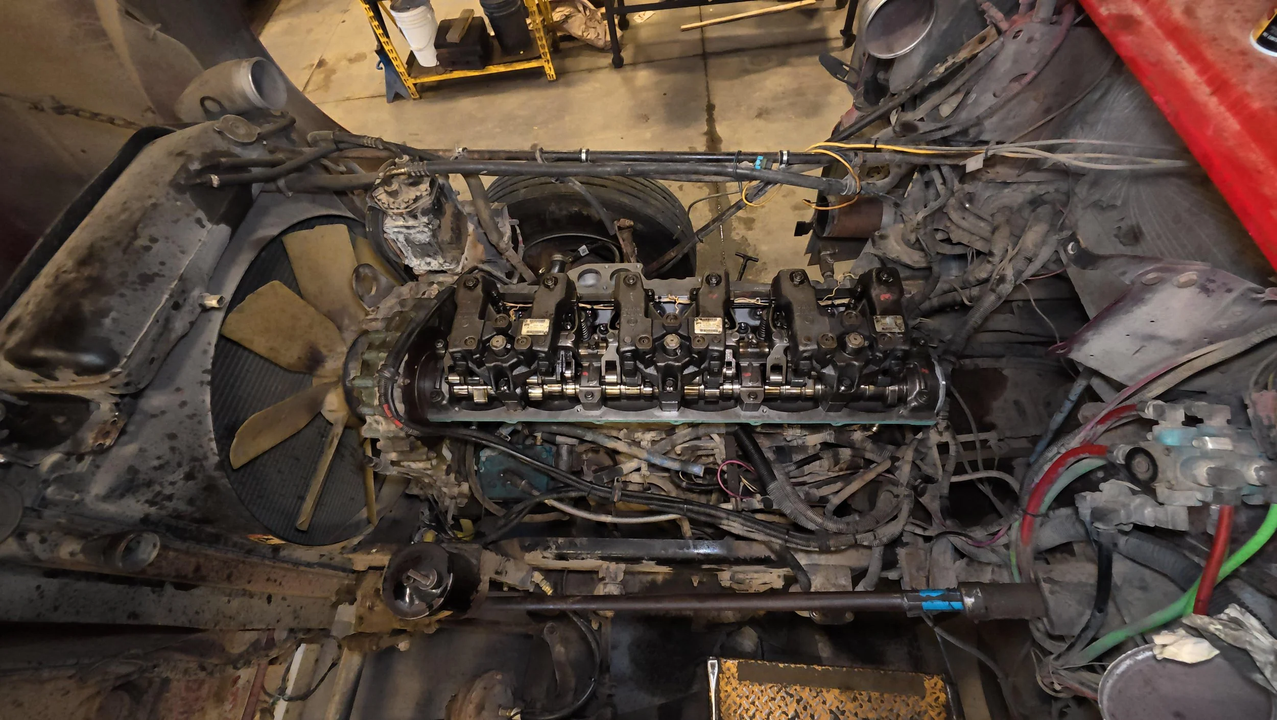 60 Series Detroit with a new head installed running the overhead on it