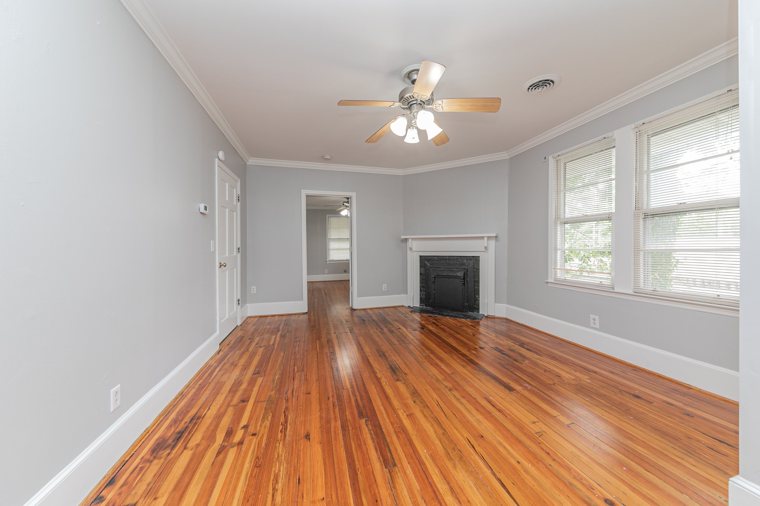 1107 Maple St-15.jpg