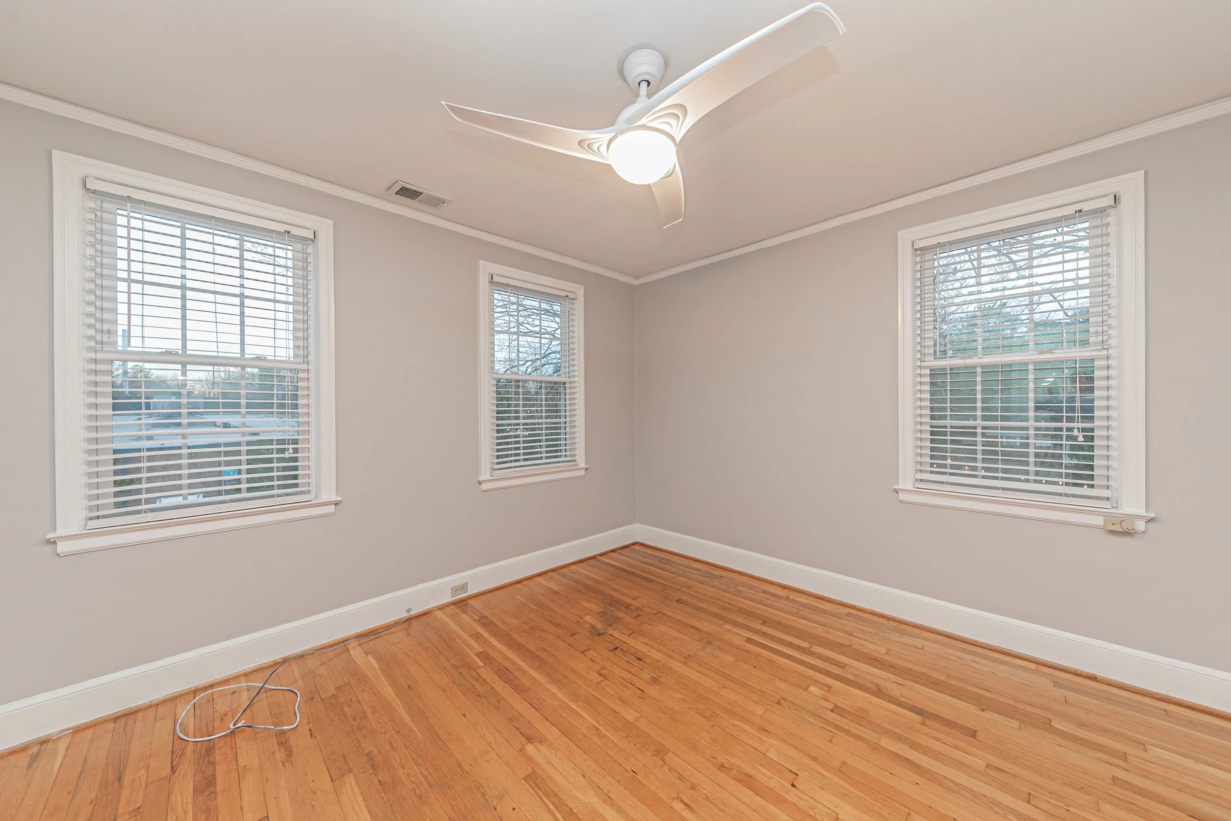 327 Howard St-35.jpg