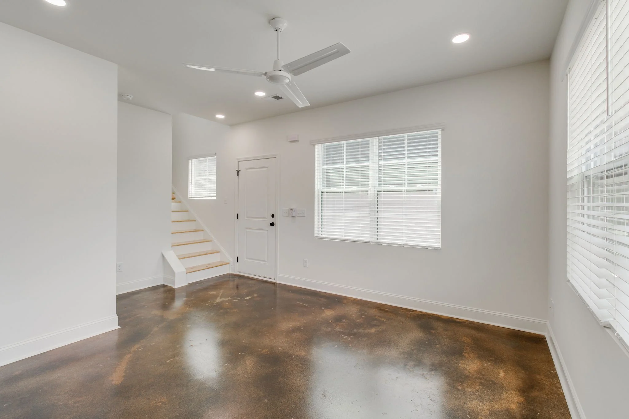 55-web-or-mls-2023 05 30 - 1410 Barnwell St-Columbia-55.jpg