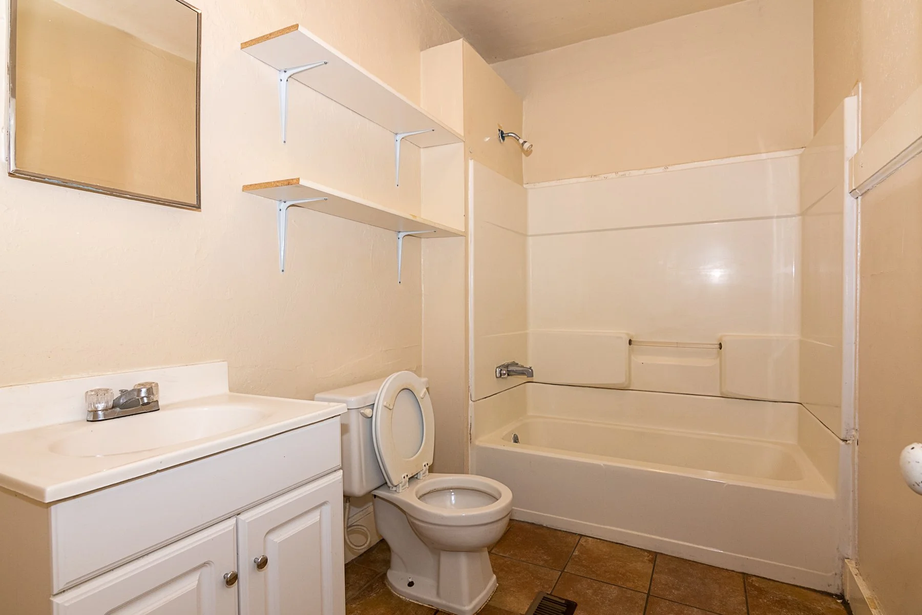 734 Meadow Bath 1.jpg